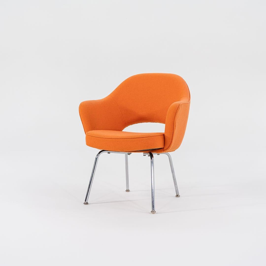 1980er Jahre Eero Saarinen für Knoll Schreibtisch oder Esszimmerstuhl in Hopsack-Stoff im Angebot 2