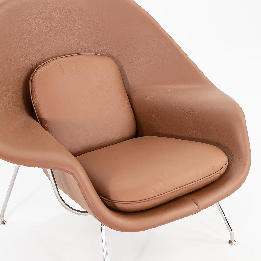 1980s Eero Saarinen for Knoll Womb Lounge Chair w/ Ottoman in Brown Leather In Excellent Condition For Sale In Philadelphia, PA