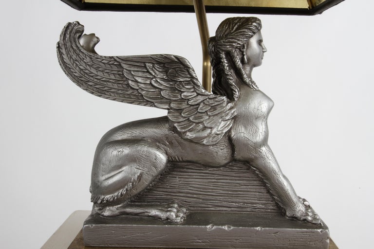 1980s Egyptian Revival Chapman Gray Sphinx on Brass Base Table or Desk Lamp In Good Condition For Sale In St. Louis, MO