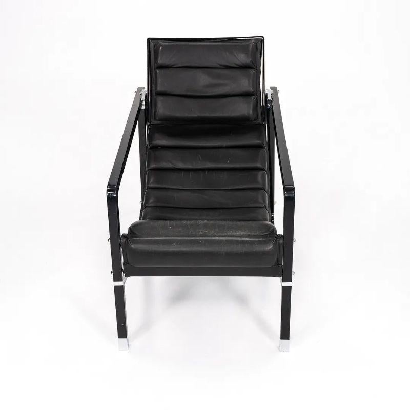 Moderne 1980 Eileen Gray for Ecart Transat Lounge Chair with Black Leather and Lacquer (Chaise longue Transat en cuir noir et laque) en vente