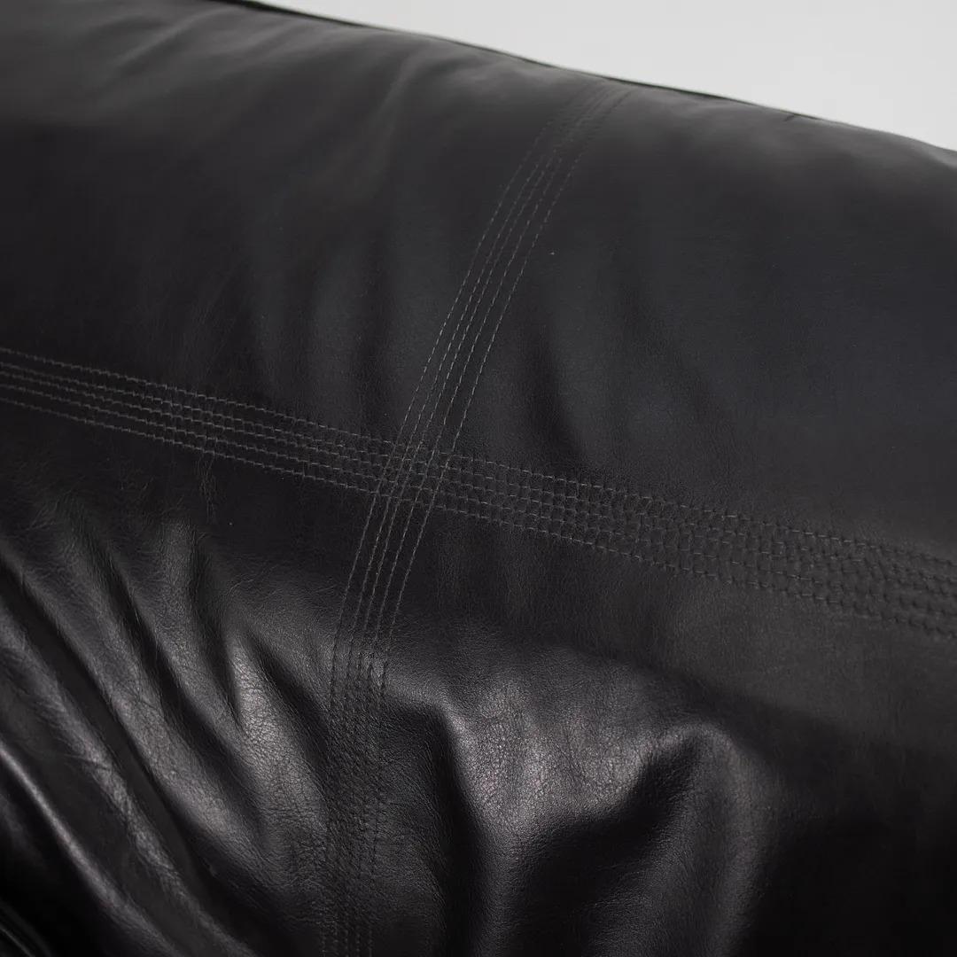 1980er Eileen Gray „Lota“ Sofa für ClassiCon aus schwarzem Leder und lackiertem Holz (Metall) im Angebot