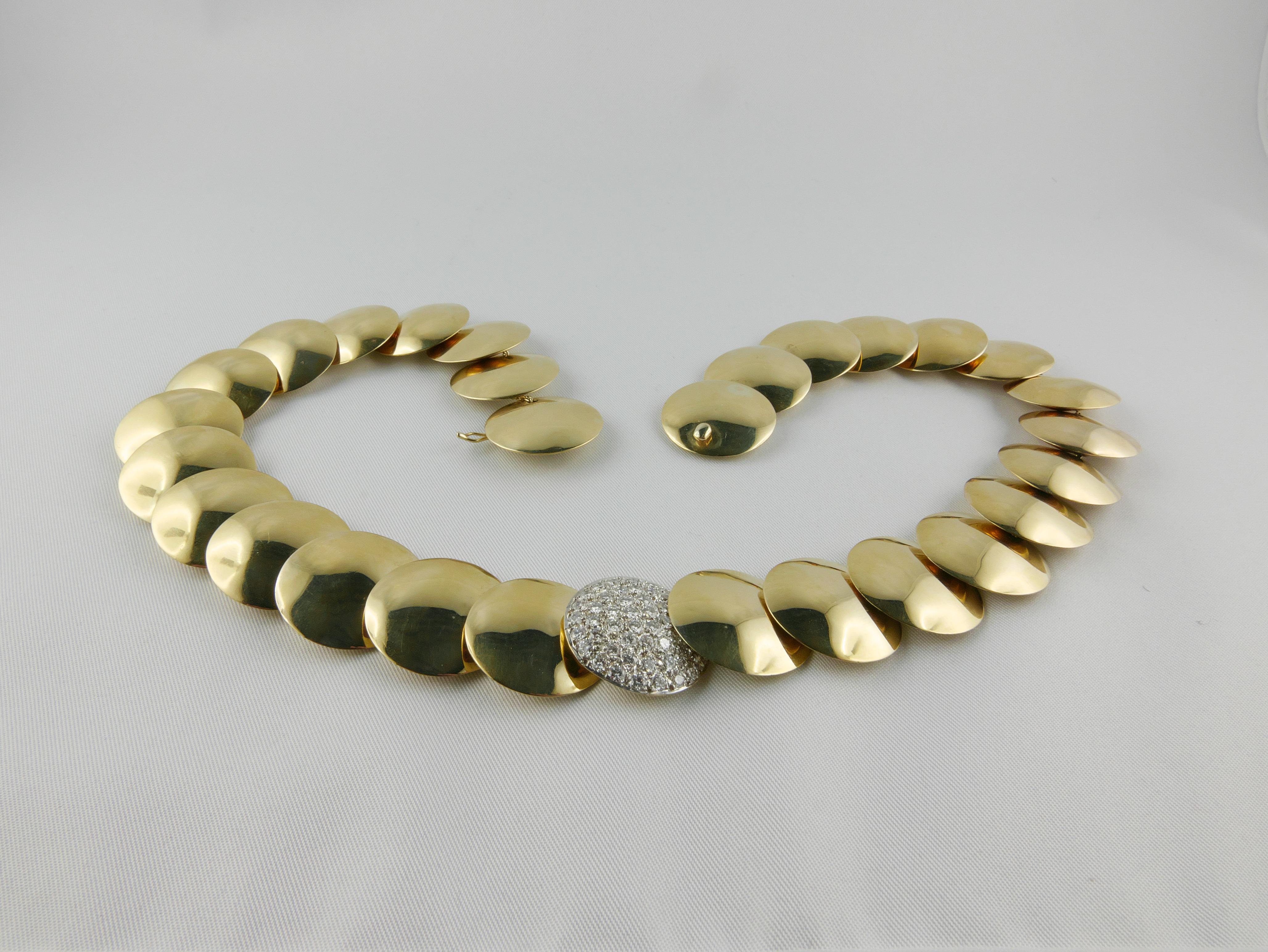 1980s Elsa Peretti Tiffany & Co. Yellow Gold and Diamond Necklace In Good Condition In Torino, IT