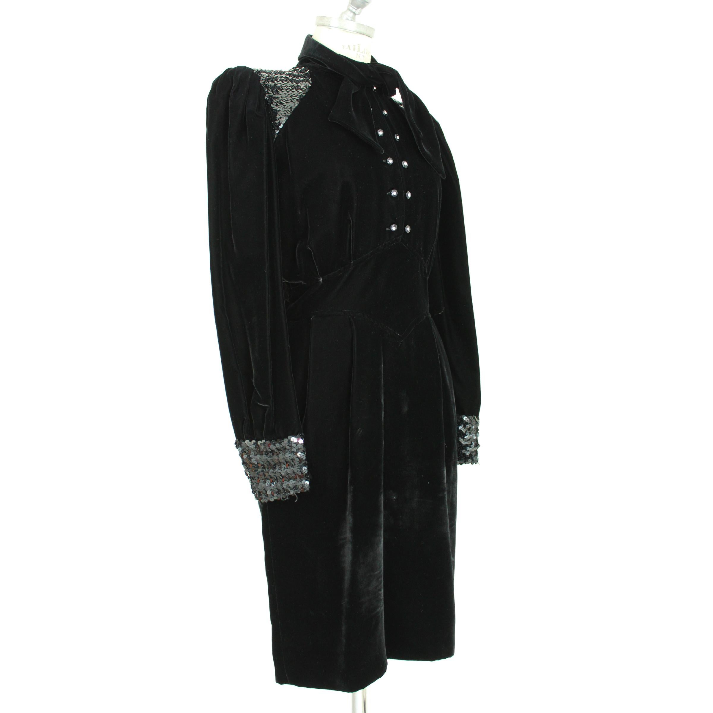 Women's 1980s Emanuel Ungaro Black Sequins Swaroski Silk Velvet Evening Dress 