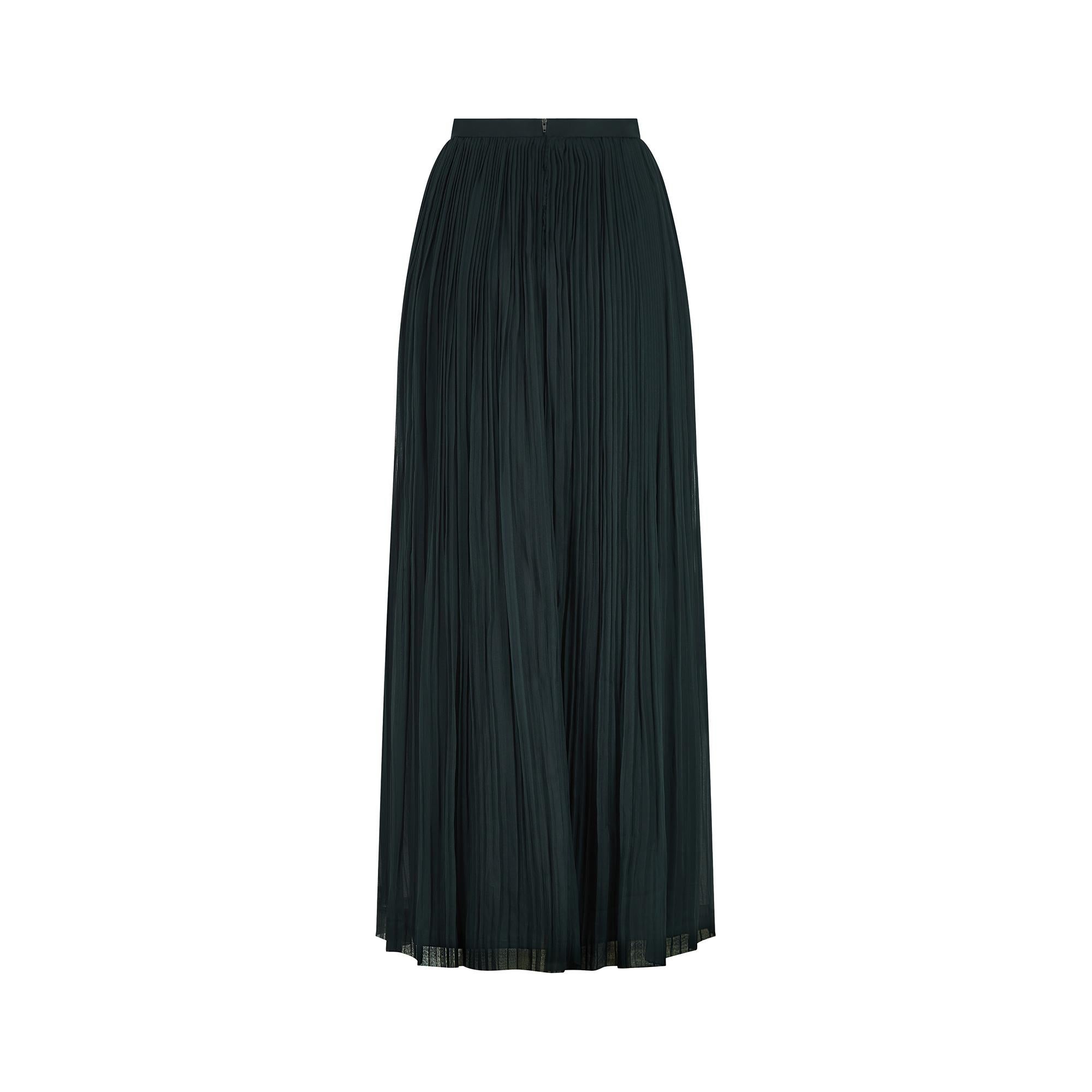 1980s Emanuel Ungaro Black Silk Accordion Pleat Maxi Skirt In Excellent Condition For Sale In London, GB