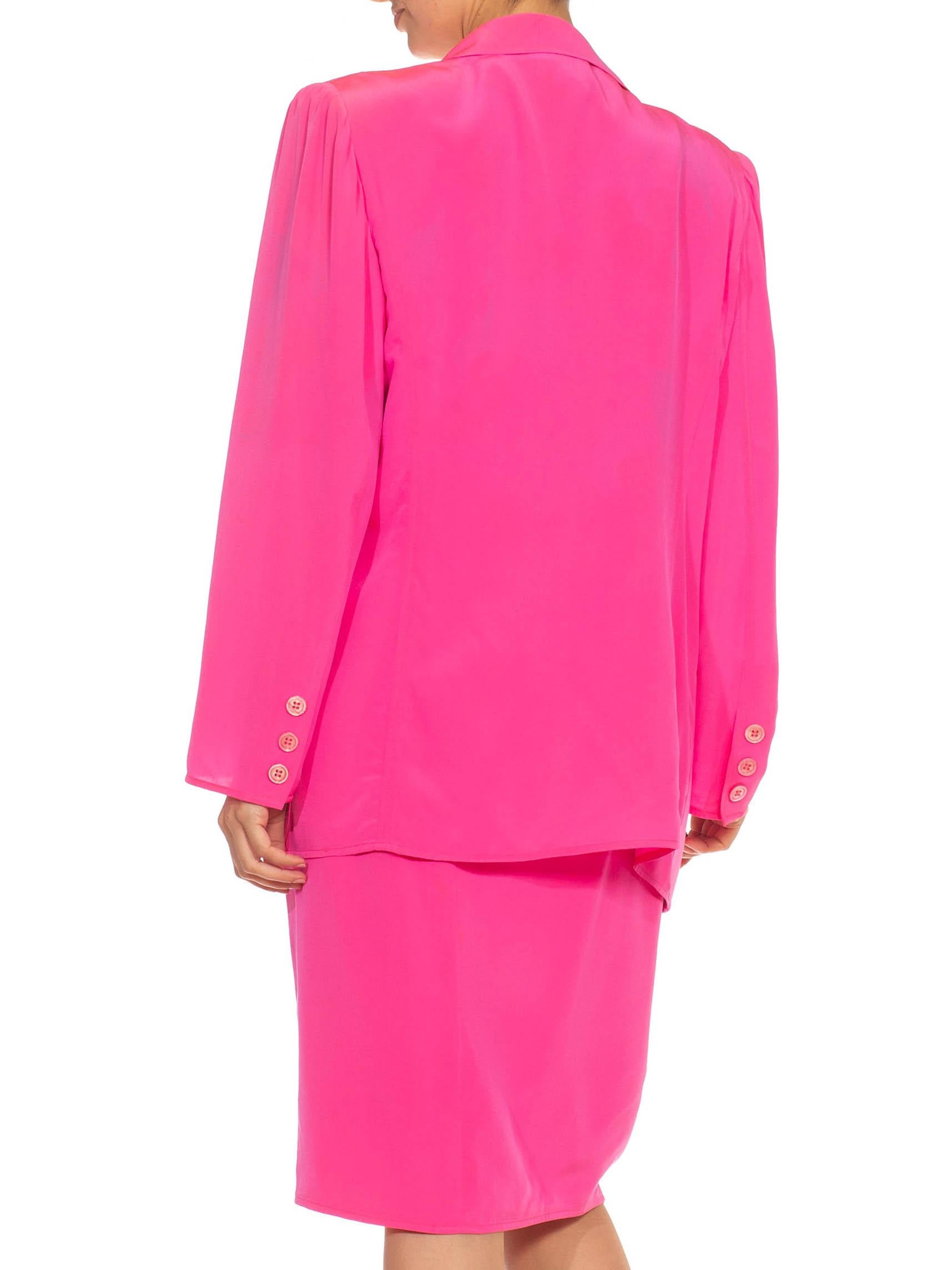 1980S EMANUEL UNGARO Ensemble 3 pièces en crêpe de soie rose vif en vente 5