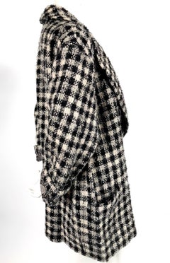 1980's EMANUEL UNGARO PARALLELE houndstooth mohair coat with paisley lining