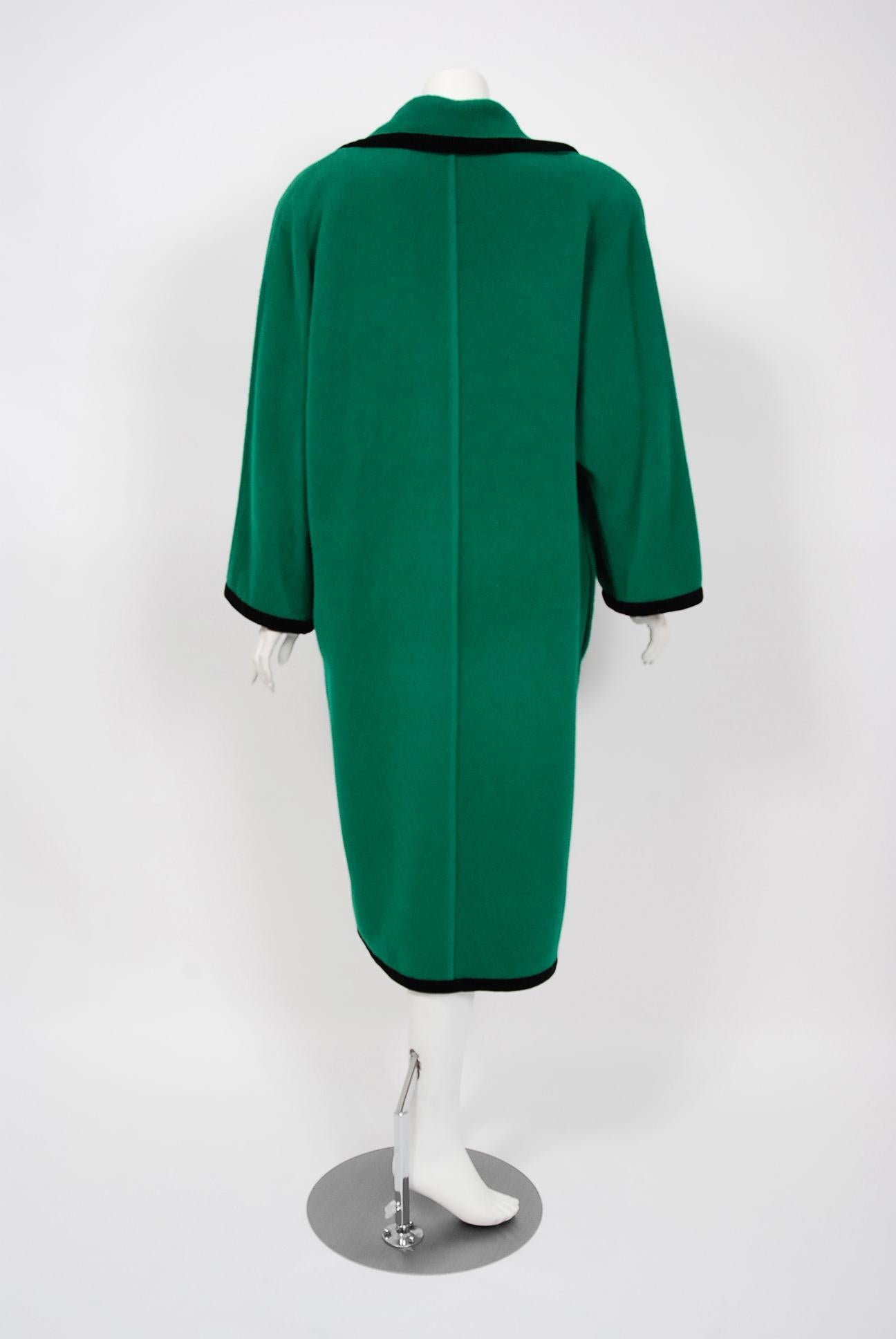 Women's or Men's 1980's Emanuel Ungaro Shamrock-Green Wool Wide Collar Sweater Jacket Coat