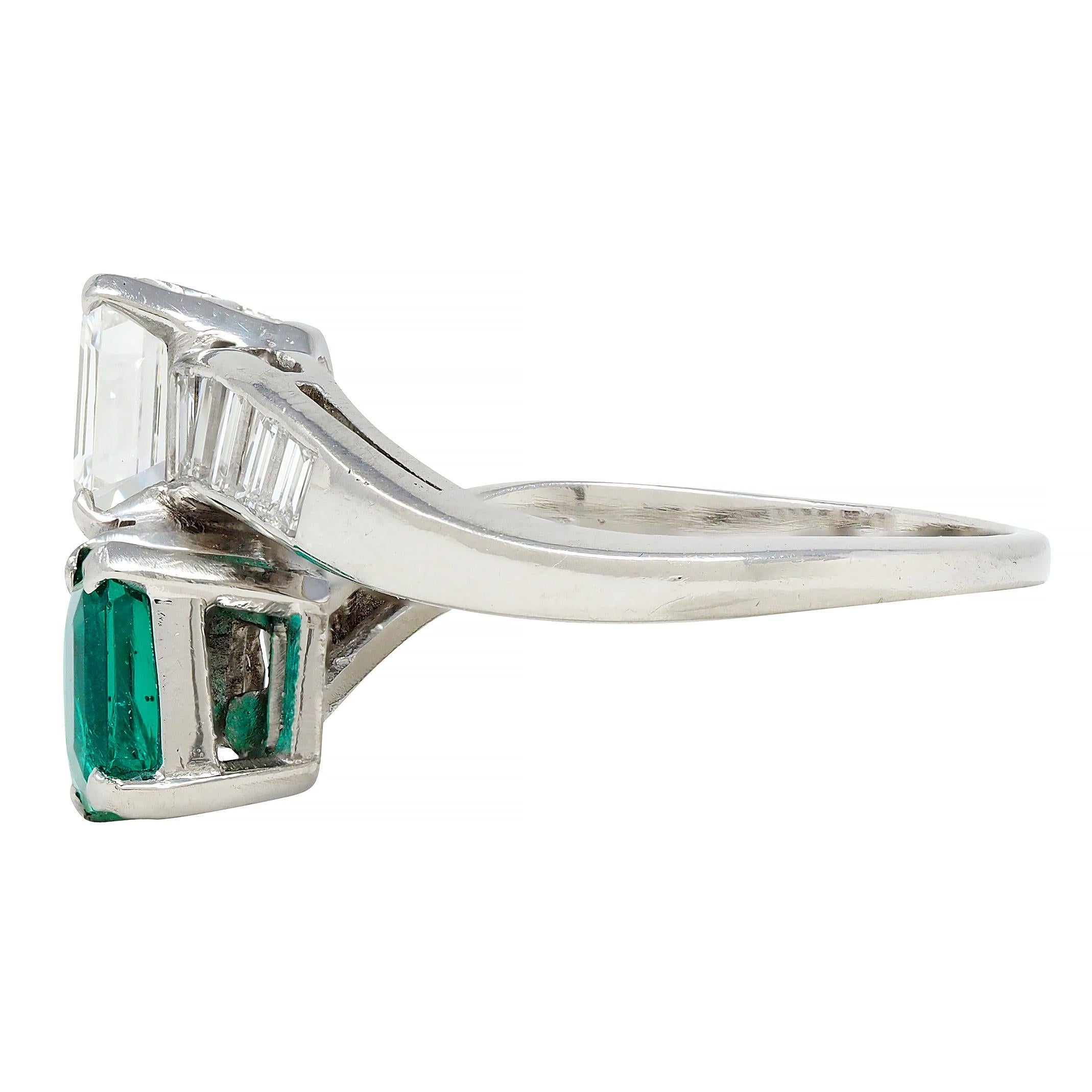 1980's Emerald Diamond Platinum Vintage Toi-Et-Moi Bypass Engagement Ring For Sale 1