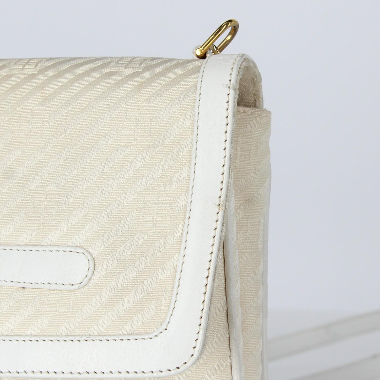 1980s Emilio Pucci white jacquard fabric shoulder bag For Sale 2
