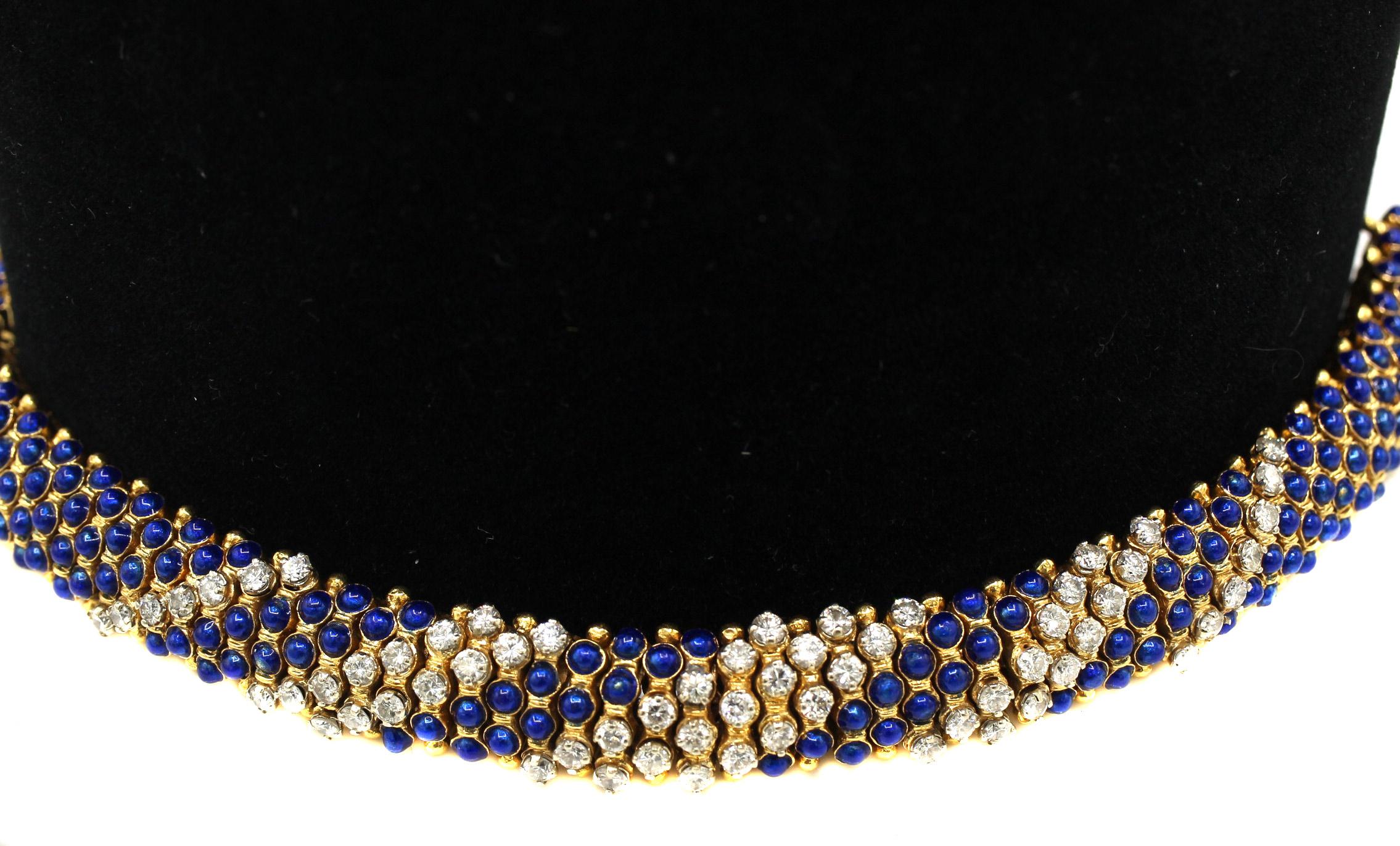 Pulsera de asta de barbero de oro amarillo con esmalte y diamantes de los años 80 en venta 1