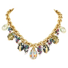 1980s  Emaillierte Diamant-Eier-Charm-Halskette aus 18 Karat Gold
