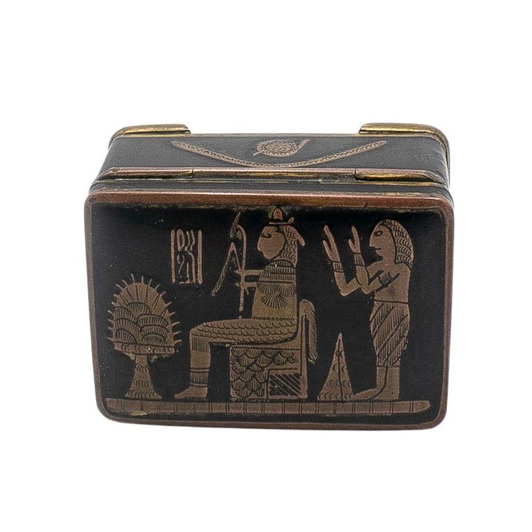 1980s English Metal Black Trinket Box with Egyptian Art Decoration For Sale 3
