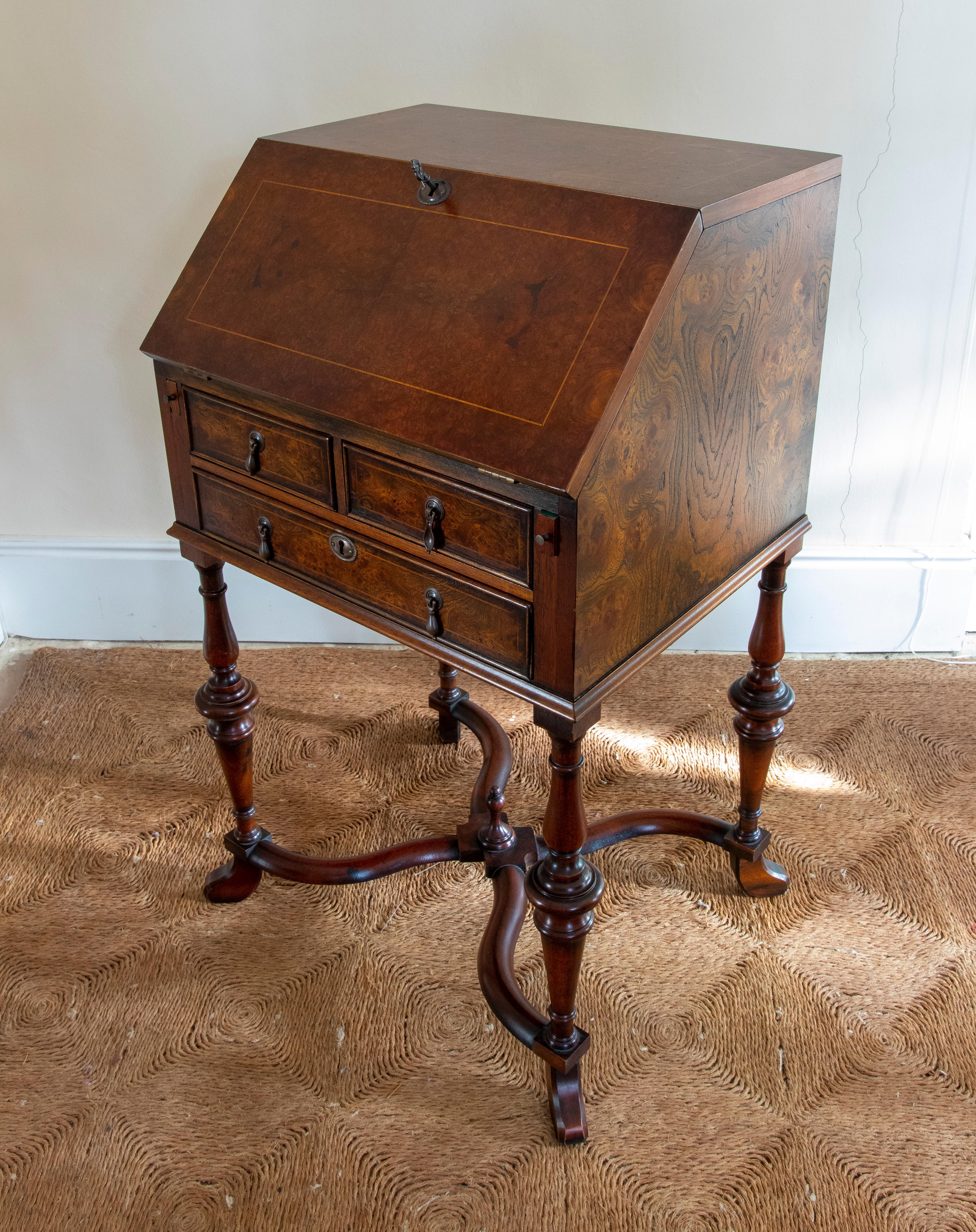 1980s English Root Wood Writing Desk with Door and Drawers  For Sale 2