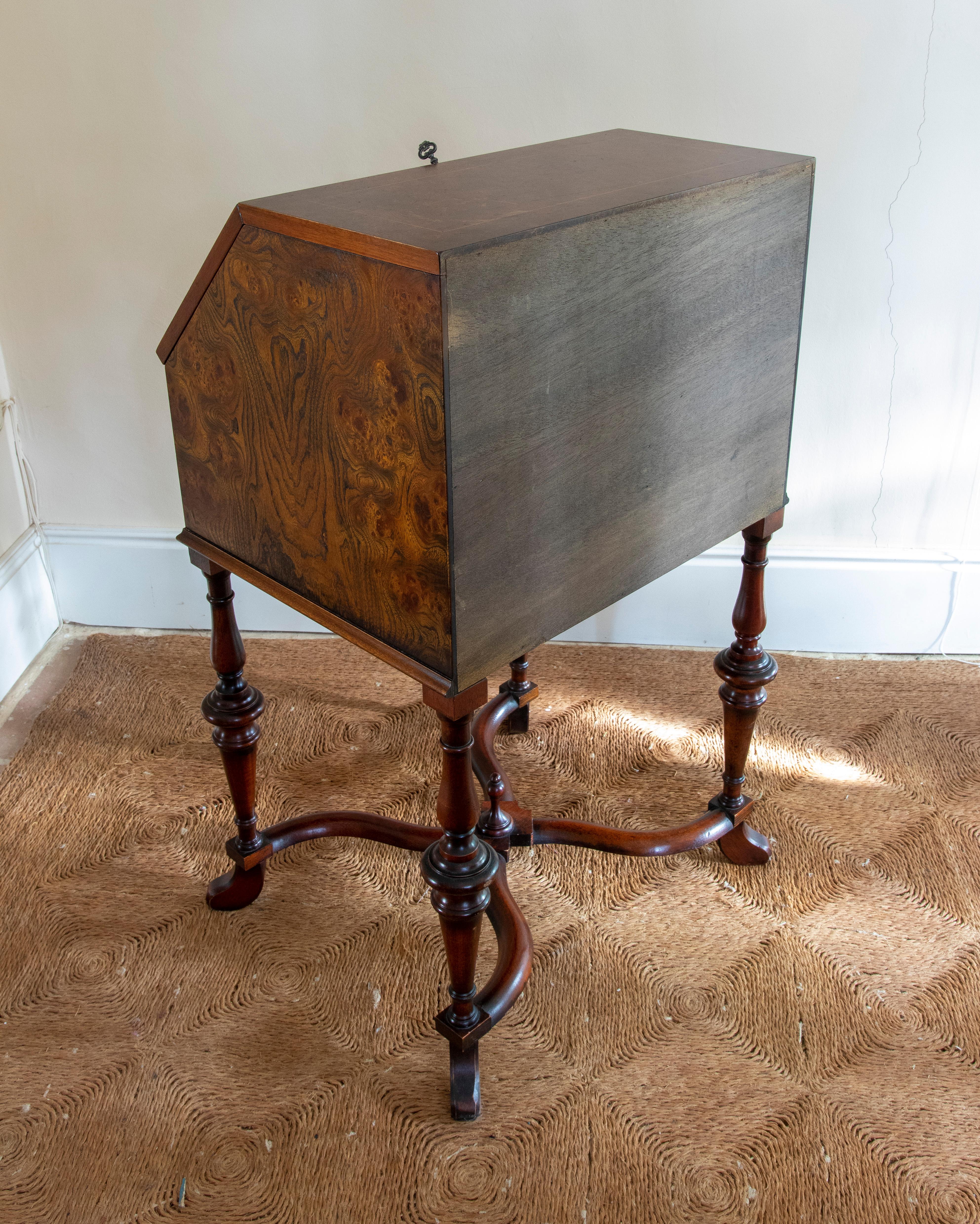 1980s English Root Wood Writing Desk with Door and Drawers  For Sale 4