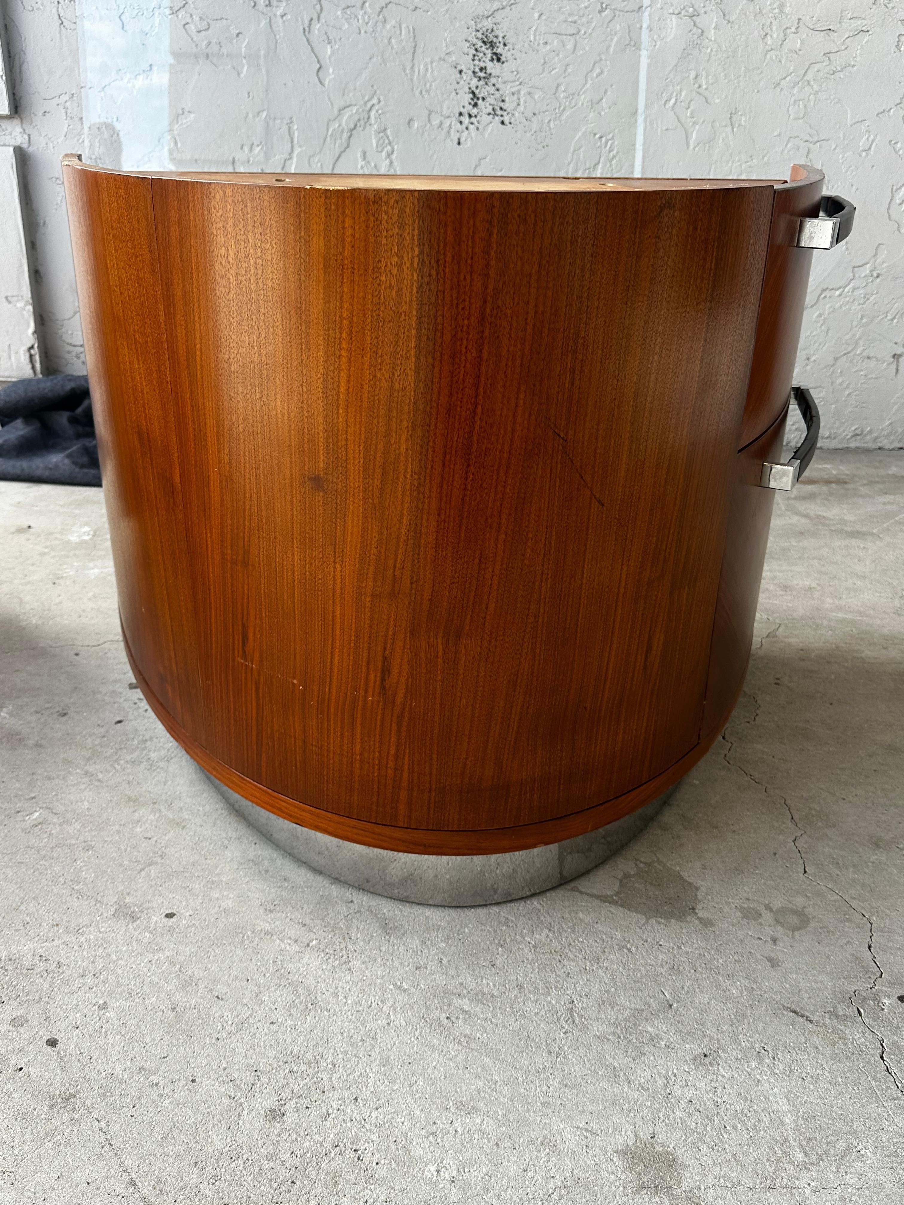 1980s Eppinger Post Modern Wood Chrome Pedestal Oval Desk For Sale 13