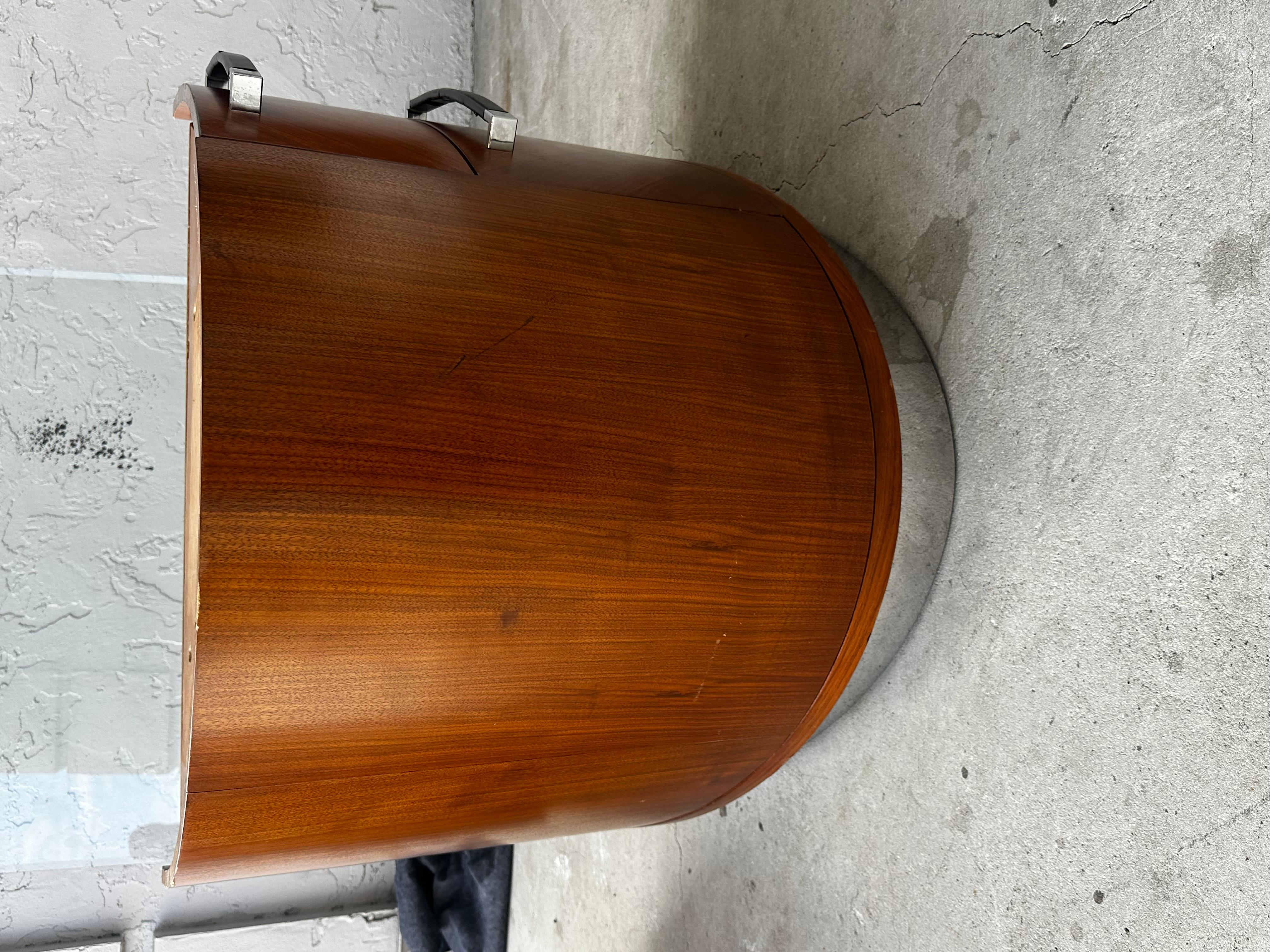 Scrivania ovale con piedistallo in legno cromato Eppinger Post Modern degli anni '80 in vendita 12
