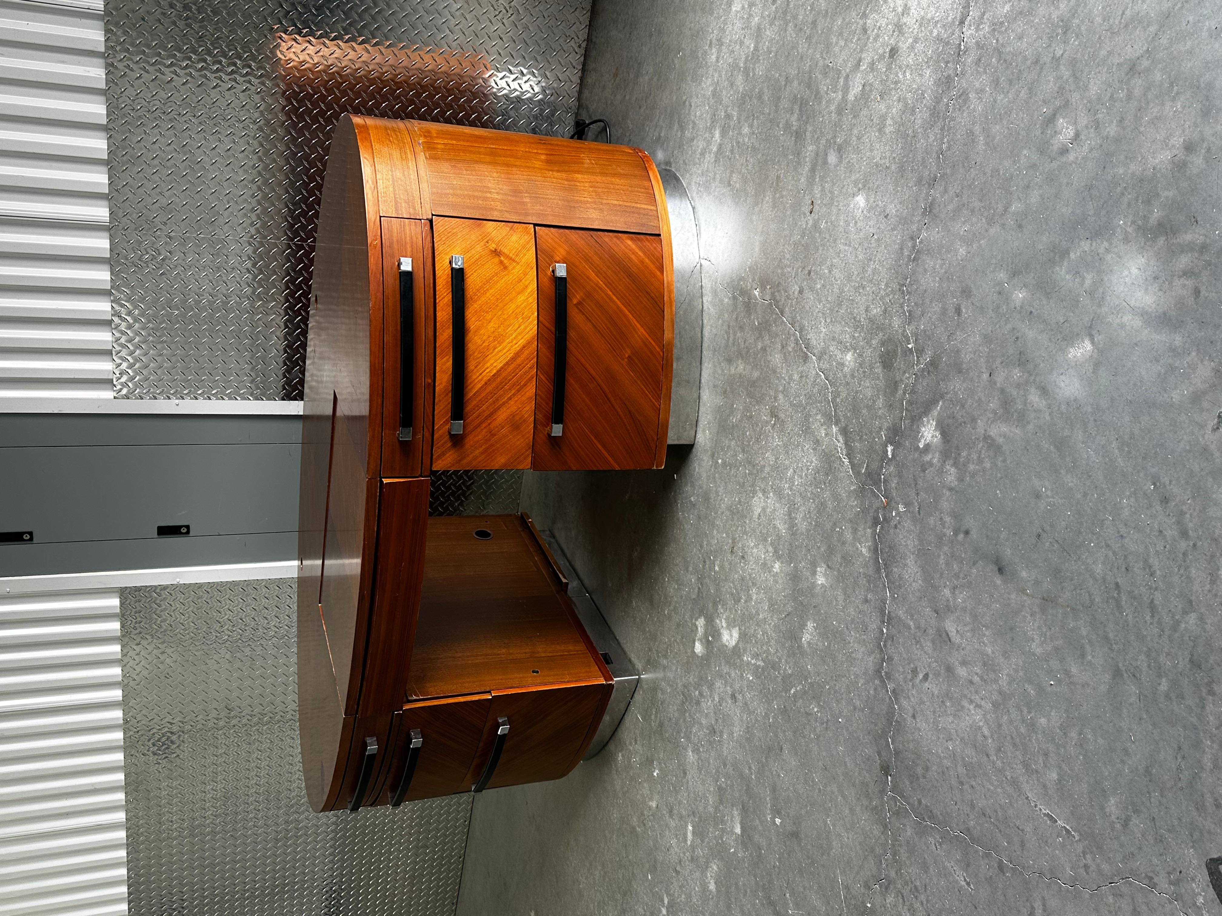 Cromo Scrivania ovale con piedistallo in legno cromato Eppinger Post Modern degli anni '80 in vendita