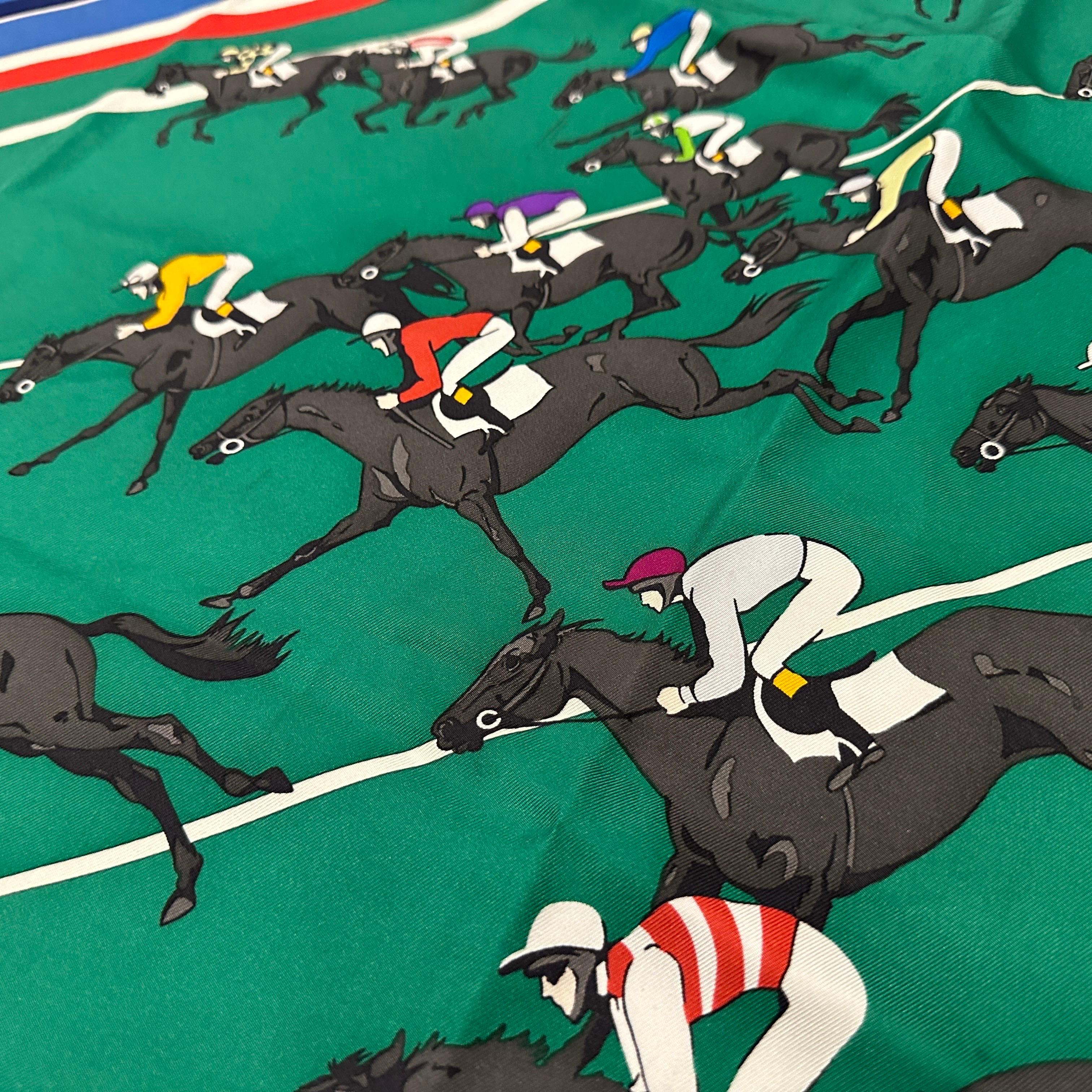 Sciarpa Carré in seta stile equestre anni '80 Le Courses di Hermes in vendita 3