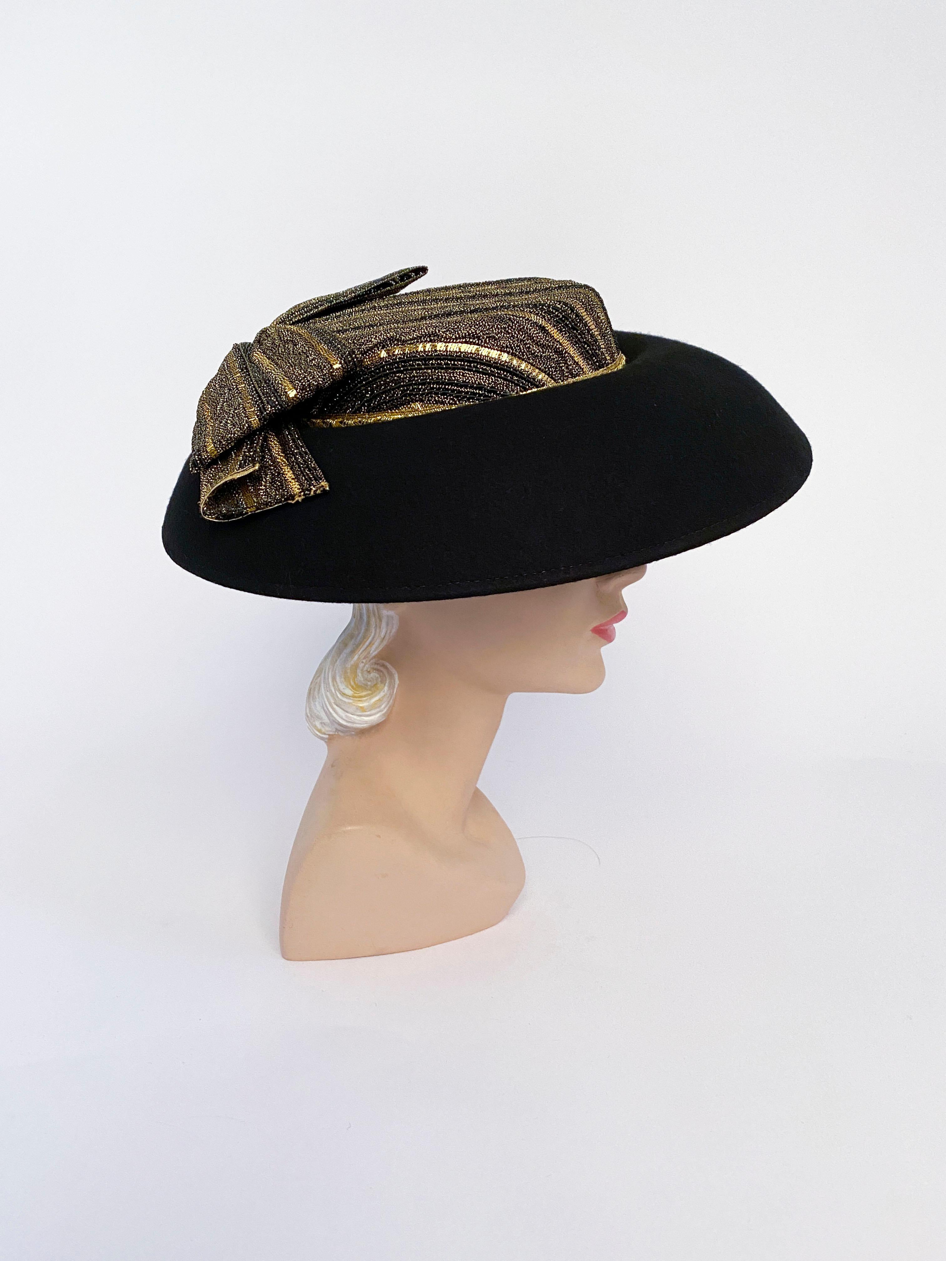 1980s Eric Javits Black Picture Hat With Gold Crown and Bow In Good Condition In San Francisco, CA
