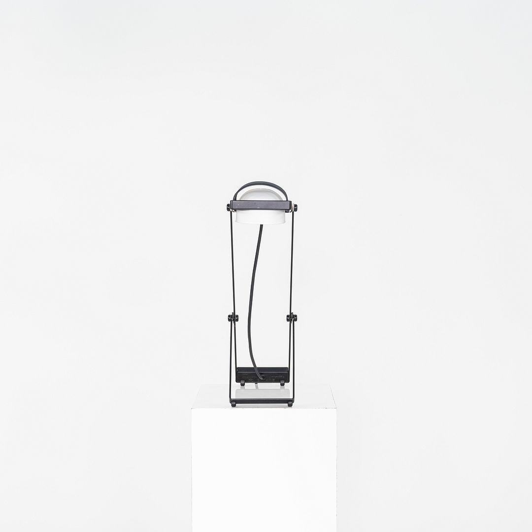 Modern 1980s Ernesto Gismondi for Artemide Sintesi Table / Desk Lamp in Black For Sale