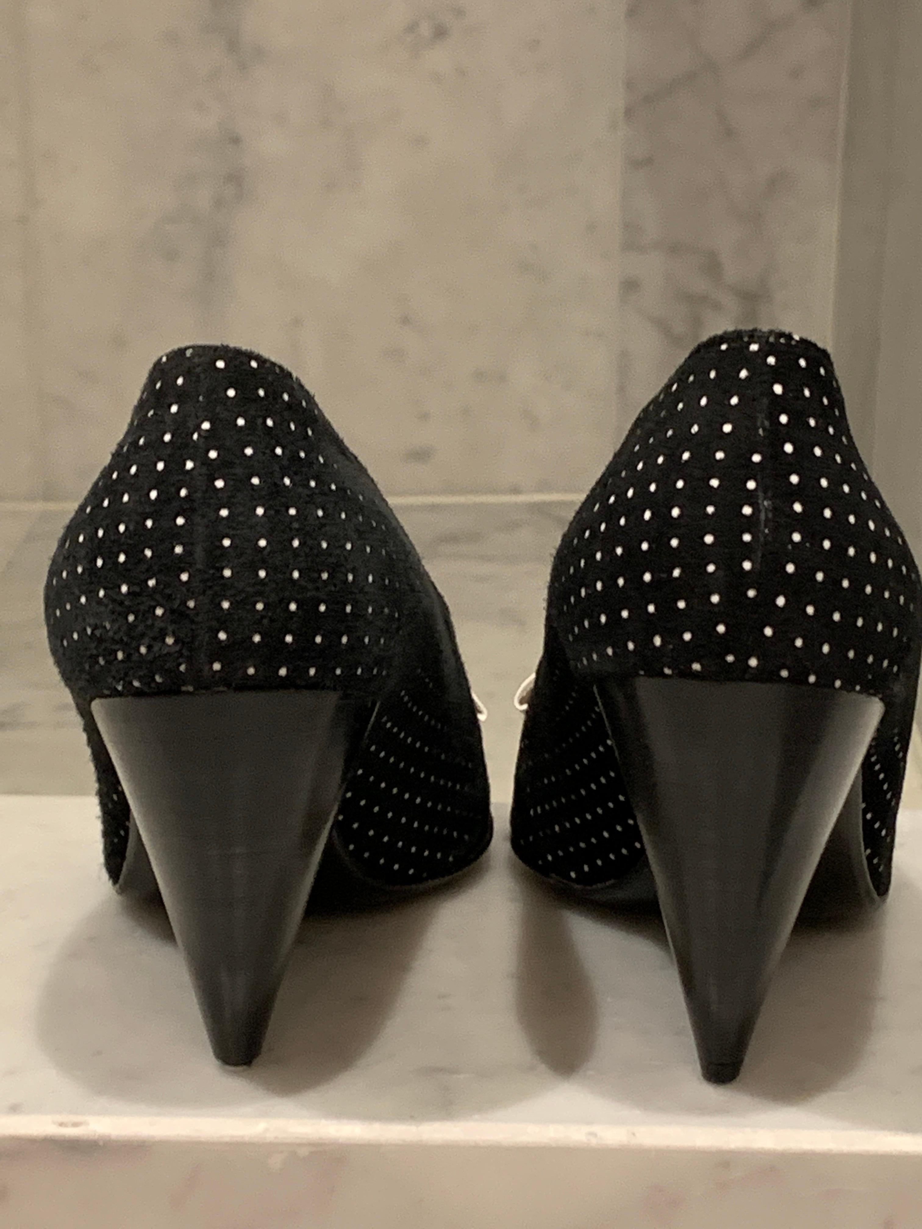 1980s ESCADA Bow Pumps Shoes For Sale 1