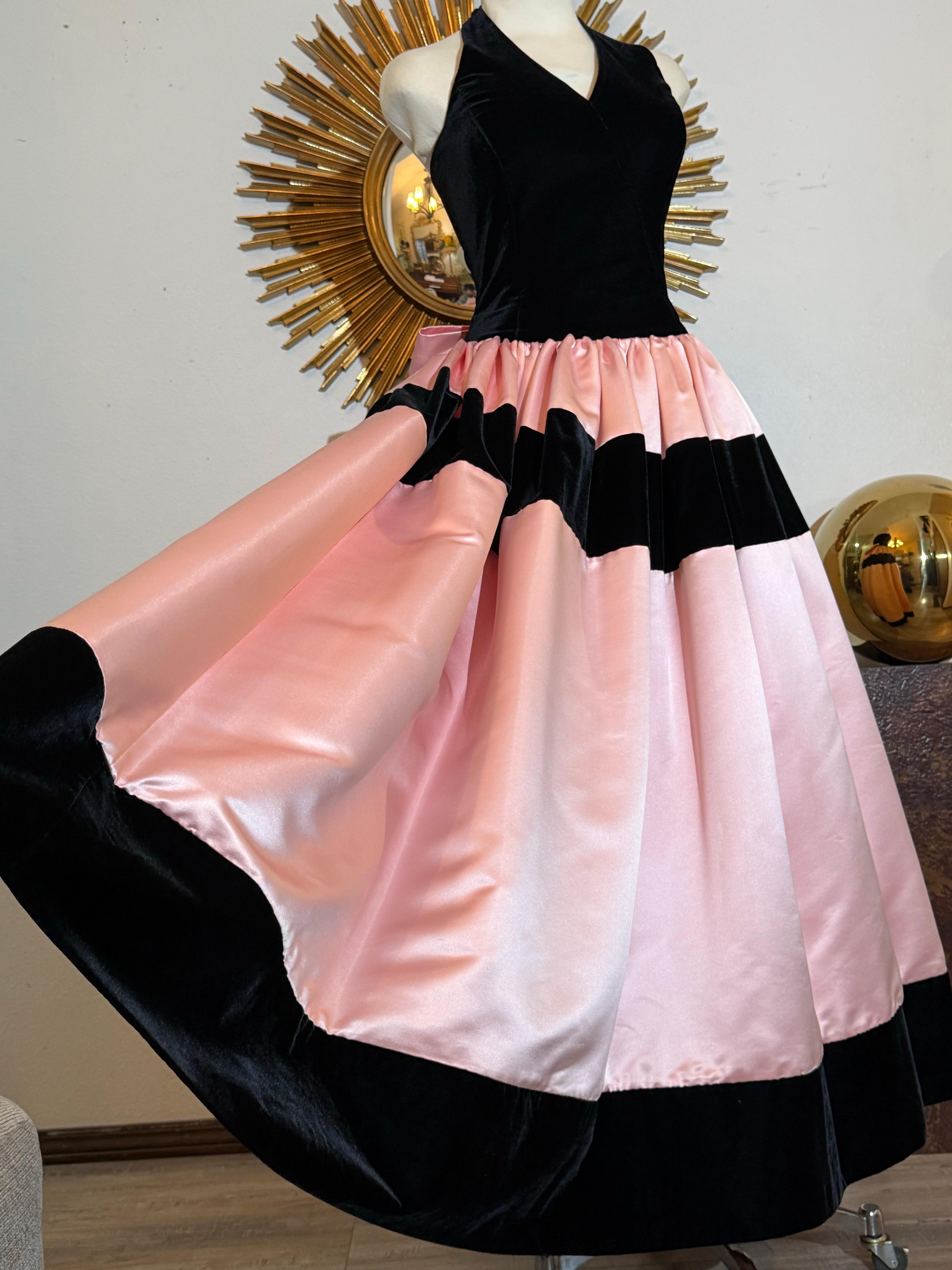1980er Escada Couture Rosa Satin & Samt Halter Ballkleid w Orig Underskirting im Angebot 7