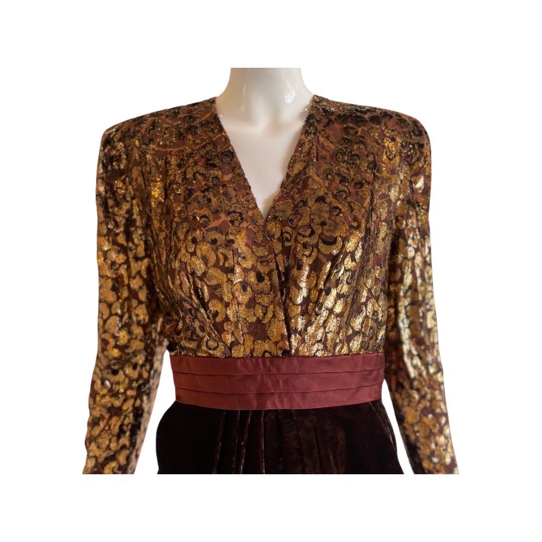 1980s Escada Gold and Velvet Dress In Good Condition For Sale In Miami, FL