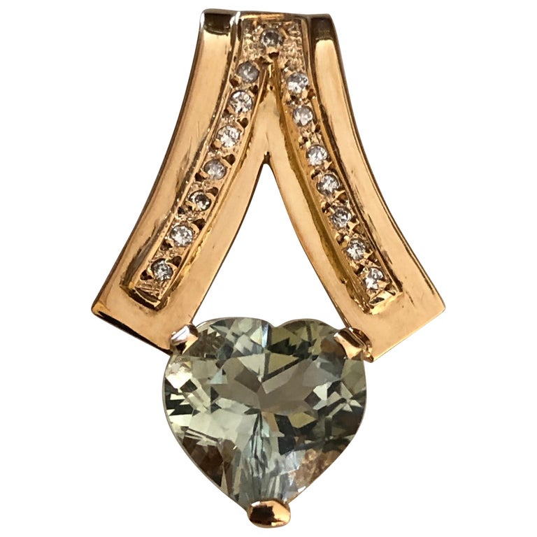 1980s Estate Mint Green Amethyst Diamond Pendant 18 Karat Gold For Sale