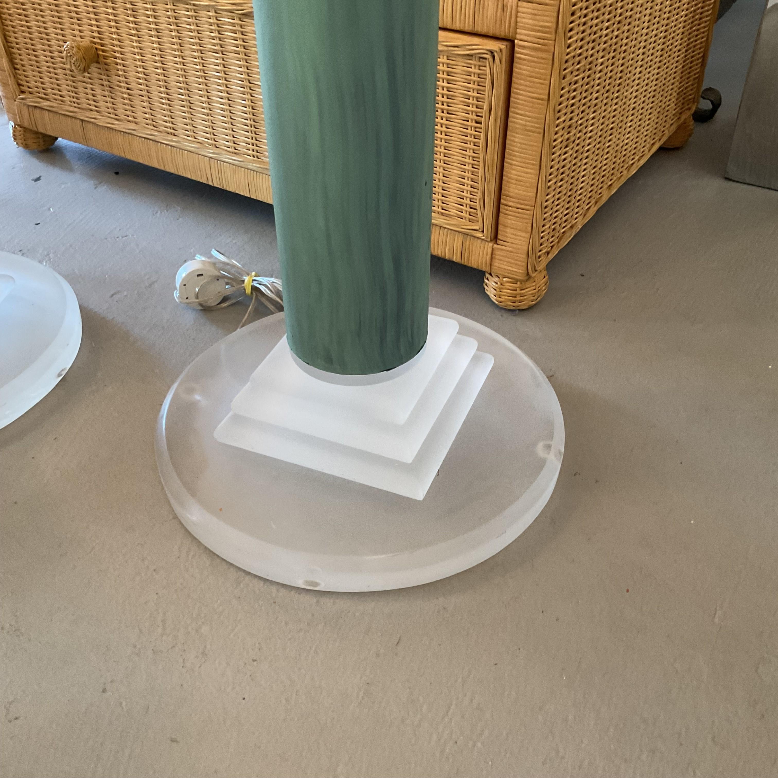 1980's Etrusken Blown Glass and Lucite Floor Lamps im Angebot 6