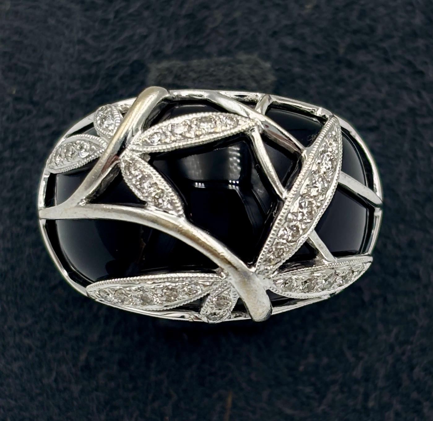 da uomo o donna Anello europeo anni '80 in oro 18k, onice e diamanti in vendita