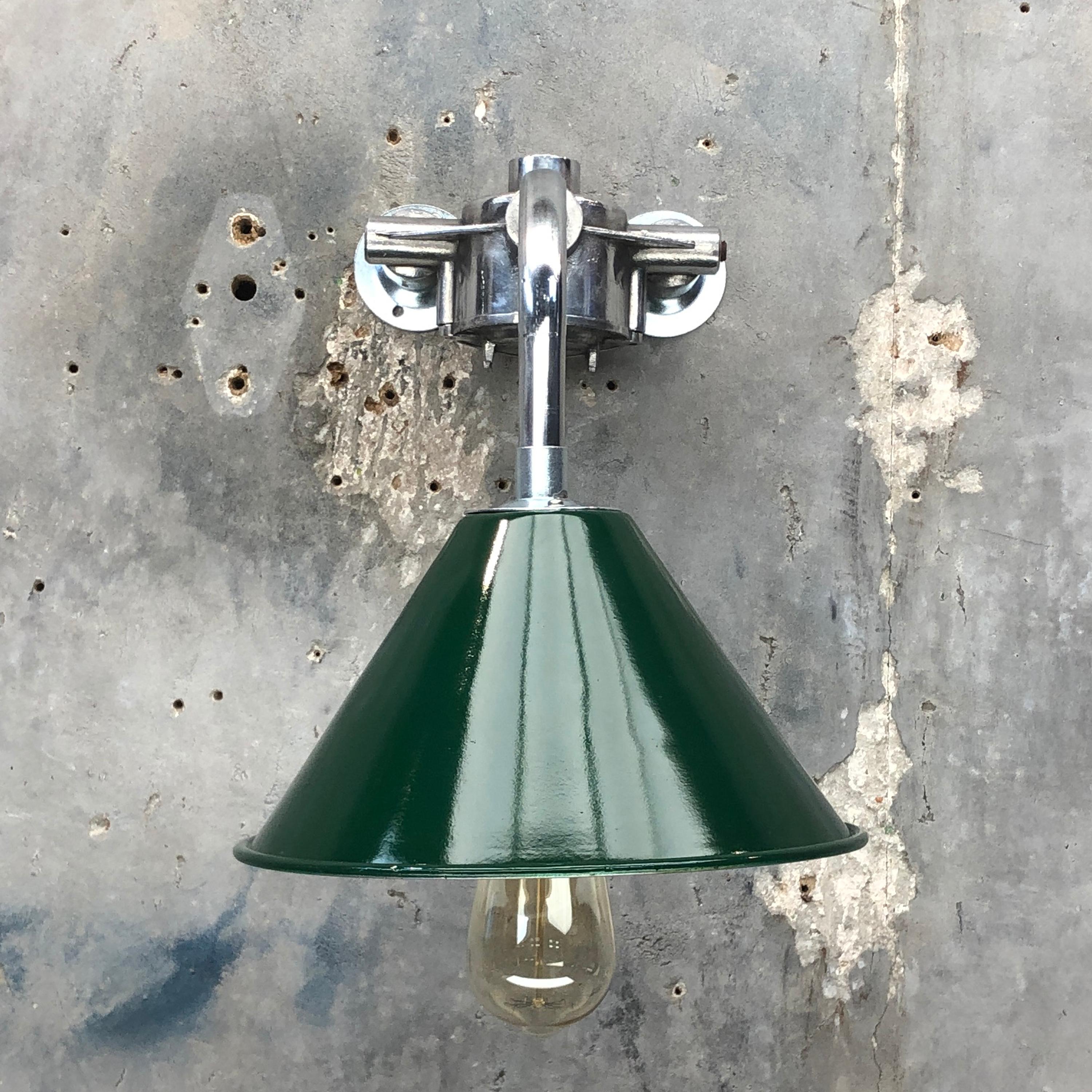 1980s Ex British Army Lamp Shade and Galvanized Steel Short Reach Cantilever For Sale 1