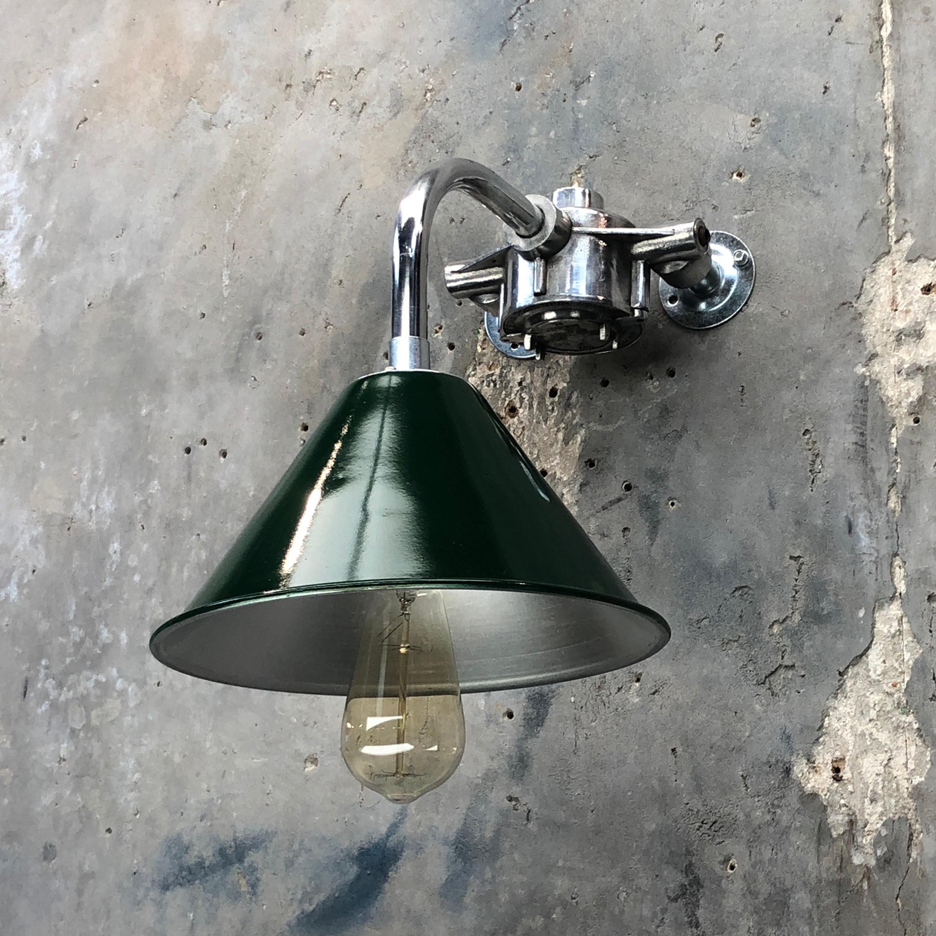 1980s Ex British Army Lamp Shade and Galvanized Steel Short Reach Cantilever For Sale 3
