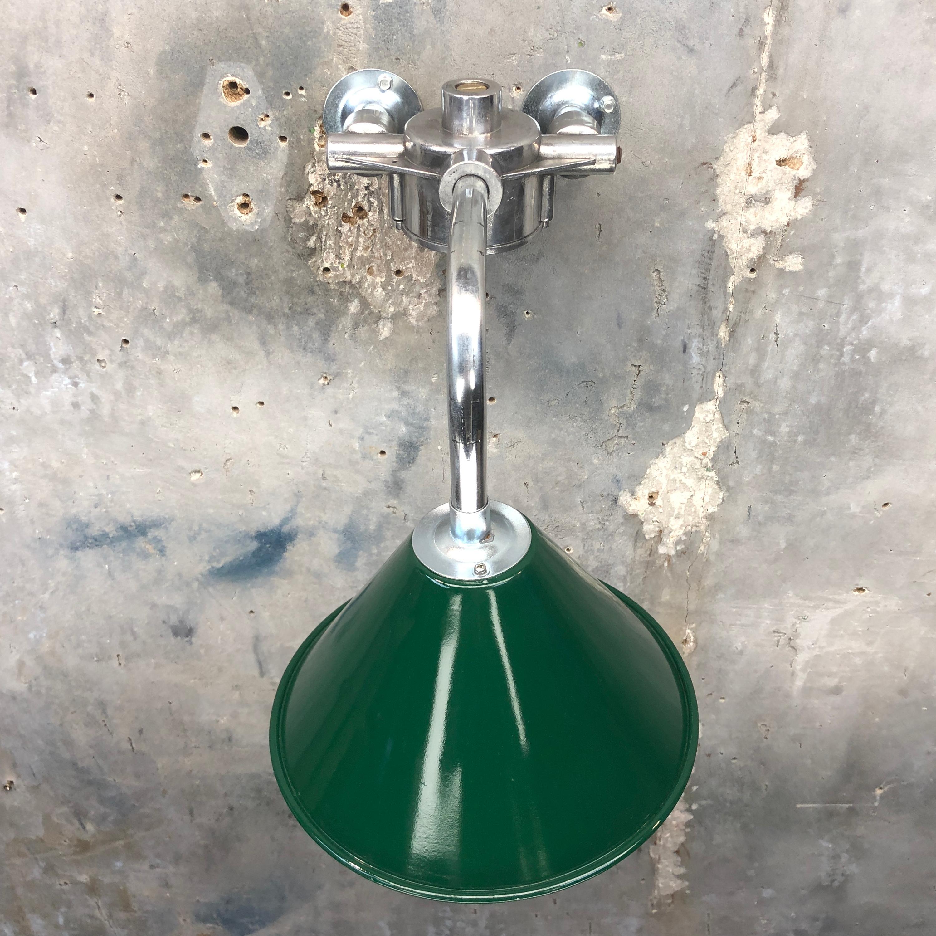 1980s Ex British Army Lamp Shade and Galvanized Steel Short Reach Cantilever For Sale 8