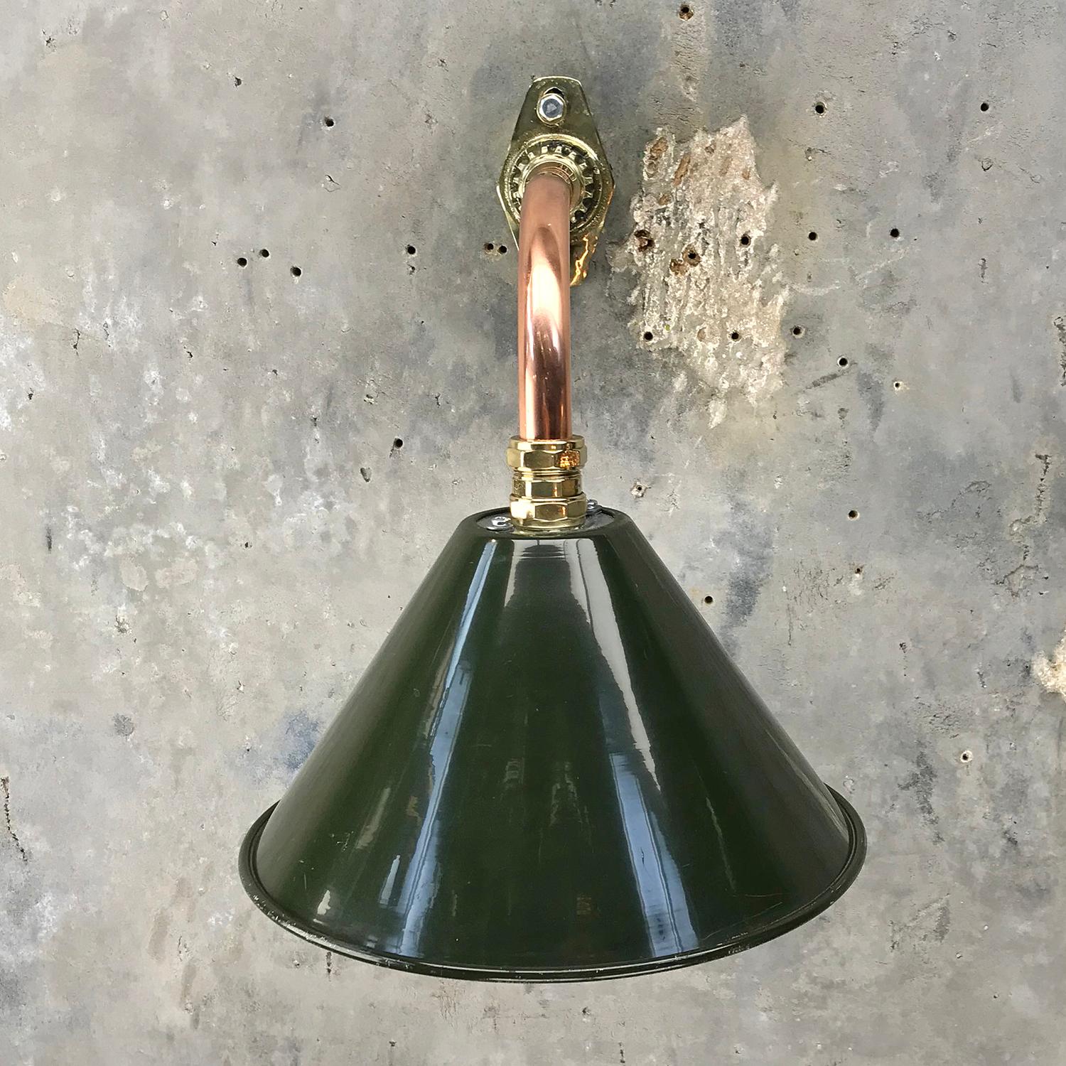 English 1980s Ex British Army Light Shade / Copper and Brass Cantilever, Original Green For Sale