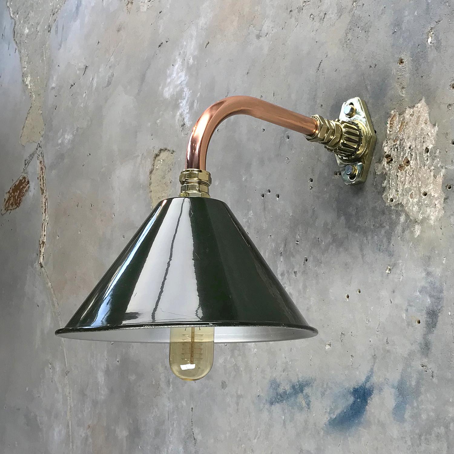 Late 20th Century 1980s Ex British Army Light Shade / Copper and Brass Cantilever, Original Green For Sale