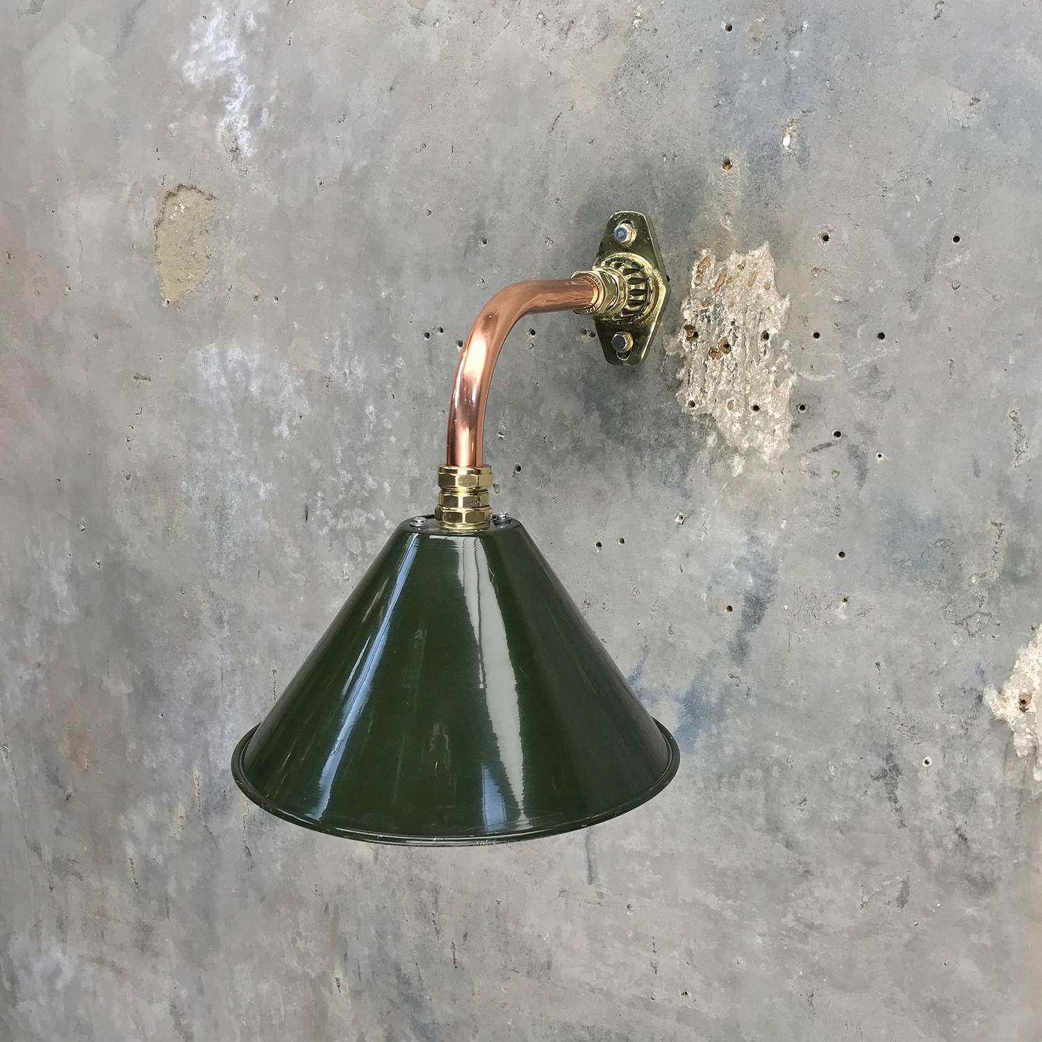 1980s Ex British Army Light Shade / Copper and Brass Cantilever, Original Green For Sale 1