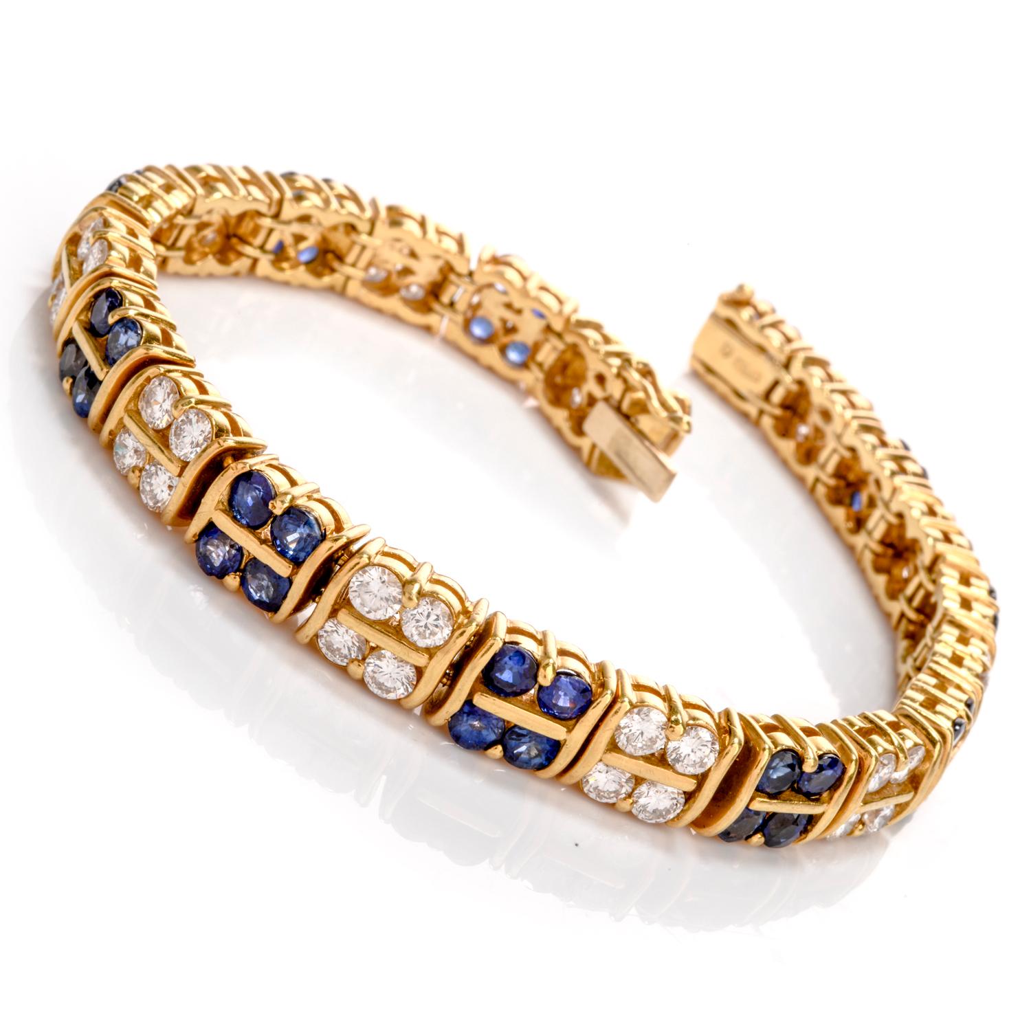 Women's or Men's 1980s Exquisite Diamond and Sapphire Double S Link 18 Karat Bracelet