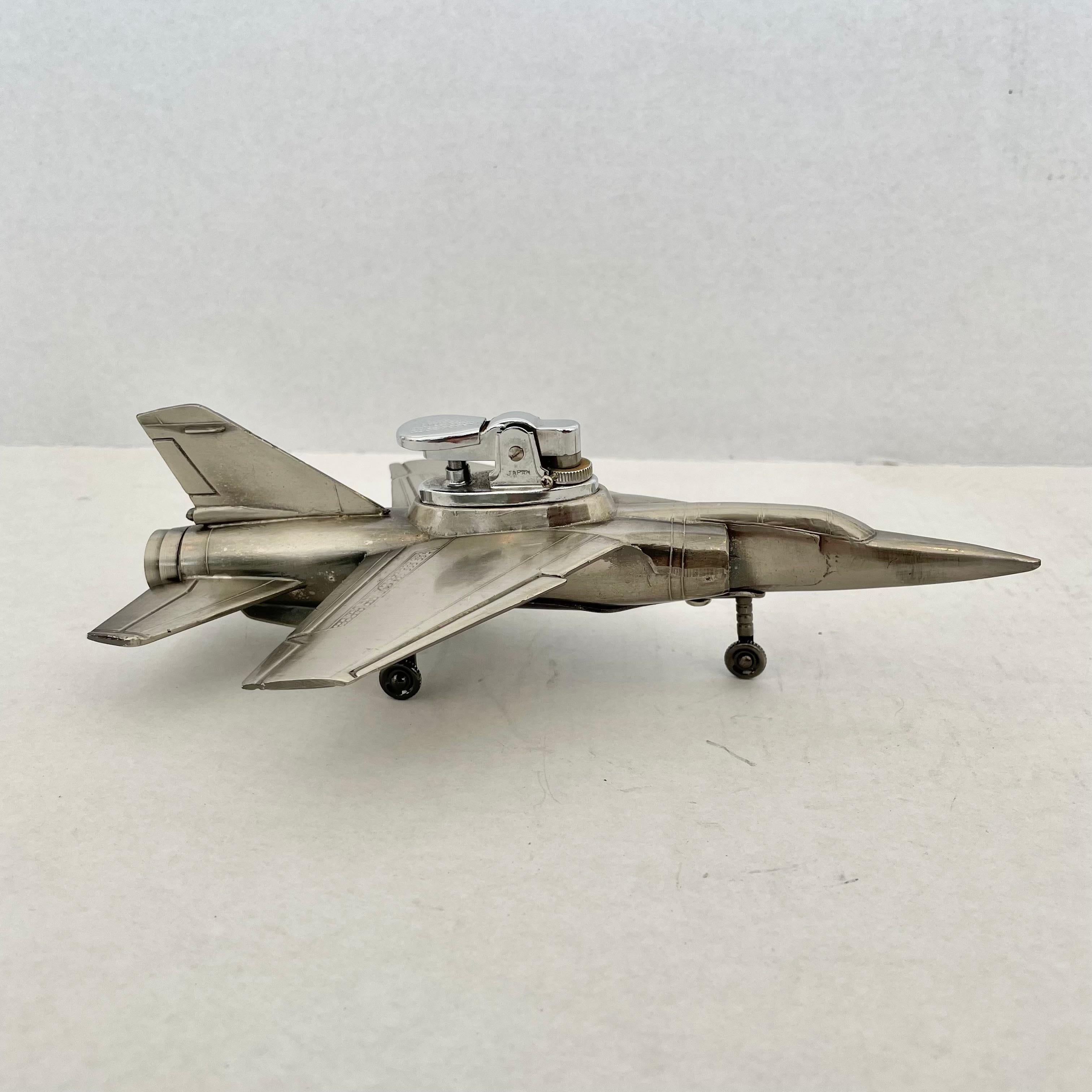 Briquet F-1 Fighter Jet des années 1980 Bon état - En vente à Los Angeles, CA