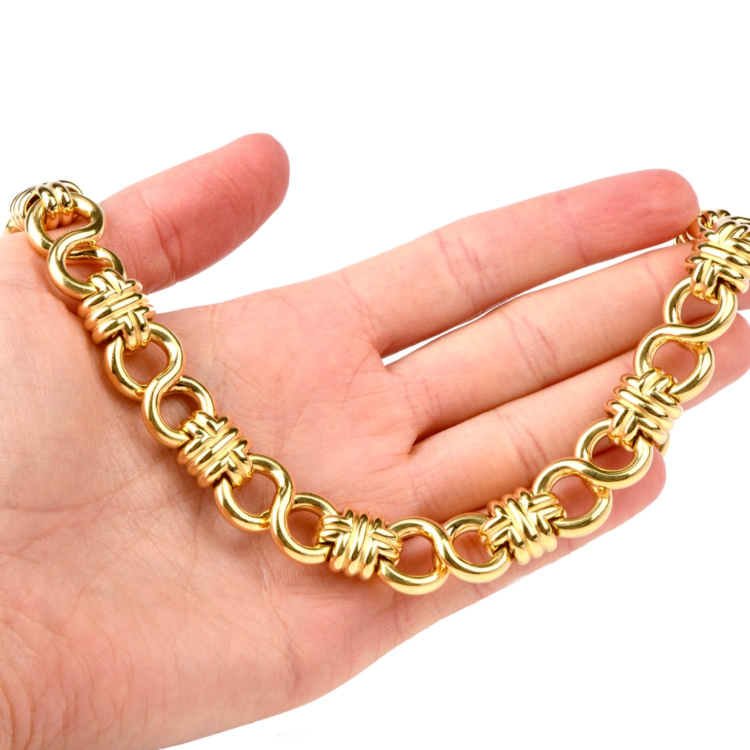 Women's 1980s Fancy 18 Karat Yellow Gold Choker Links Necklace 124.5 Grams For Sale