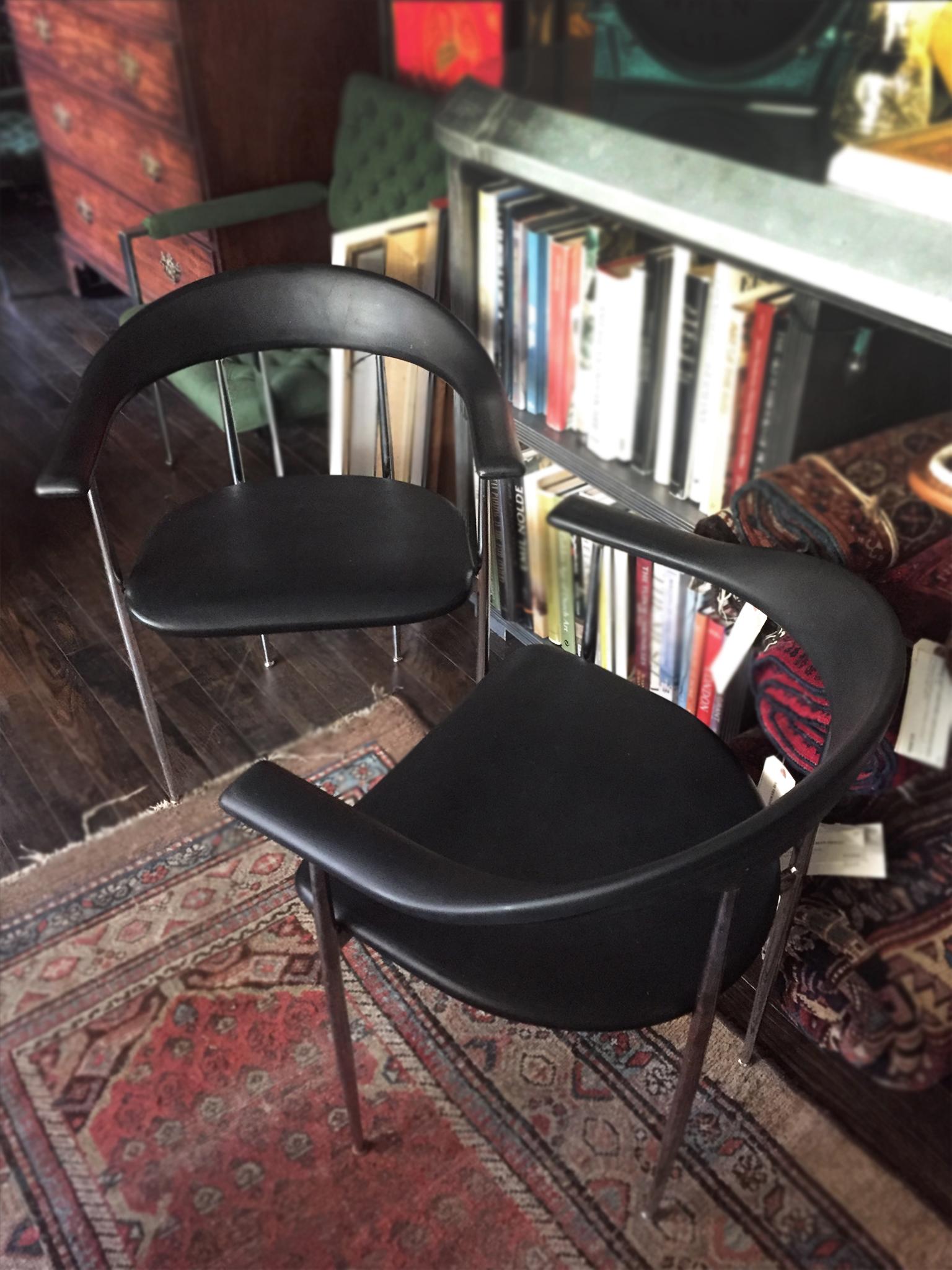 1980 Fasem Chrome and Black Rubber Dining Chairs, a Set of 6 en vente 1