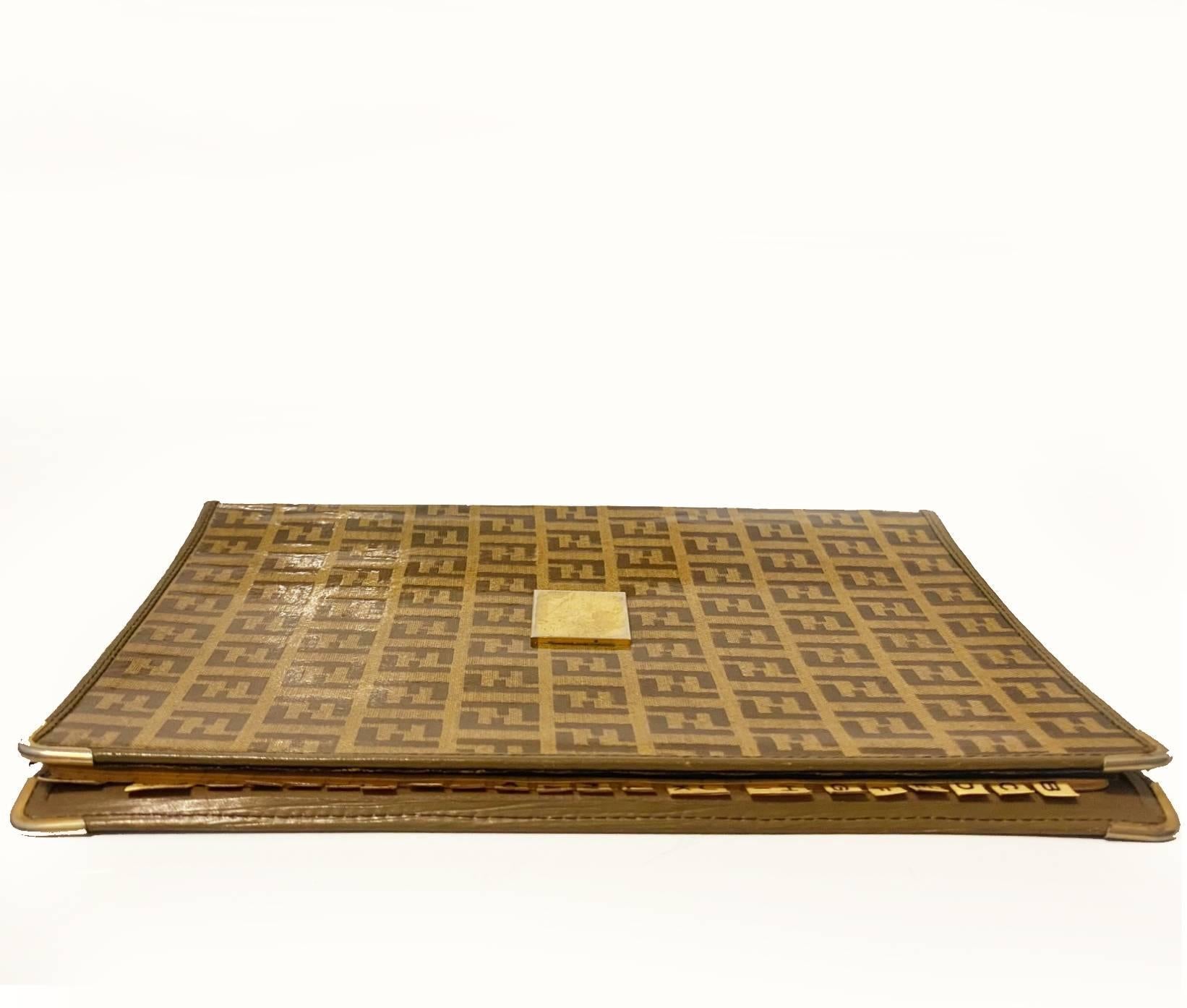 1980er Fendi Zucca Print Braun Adressbuch im Angebot 5