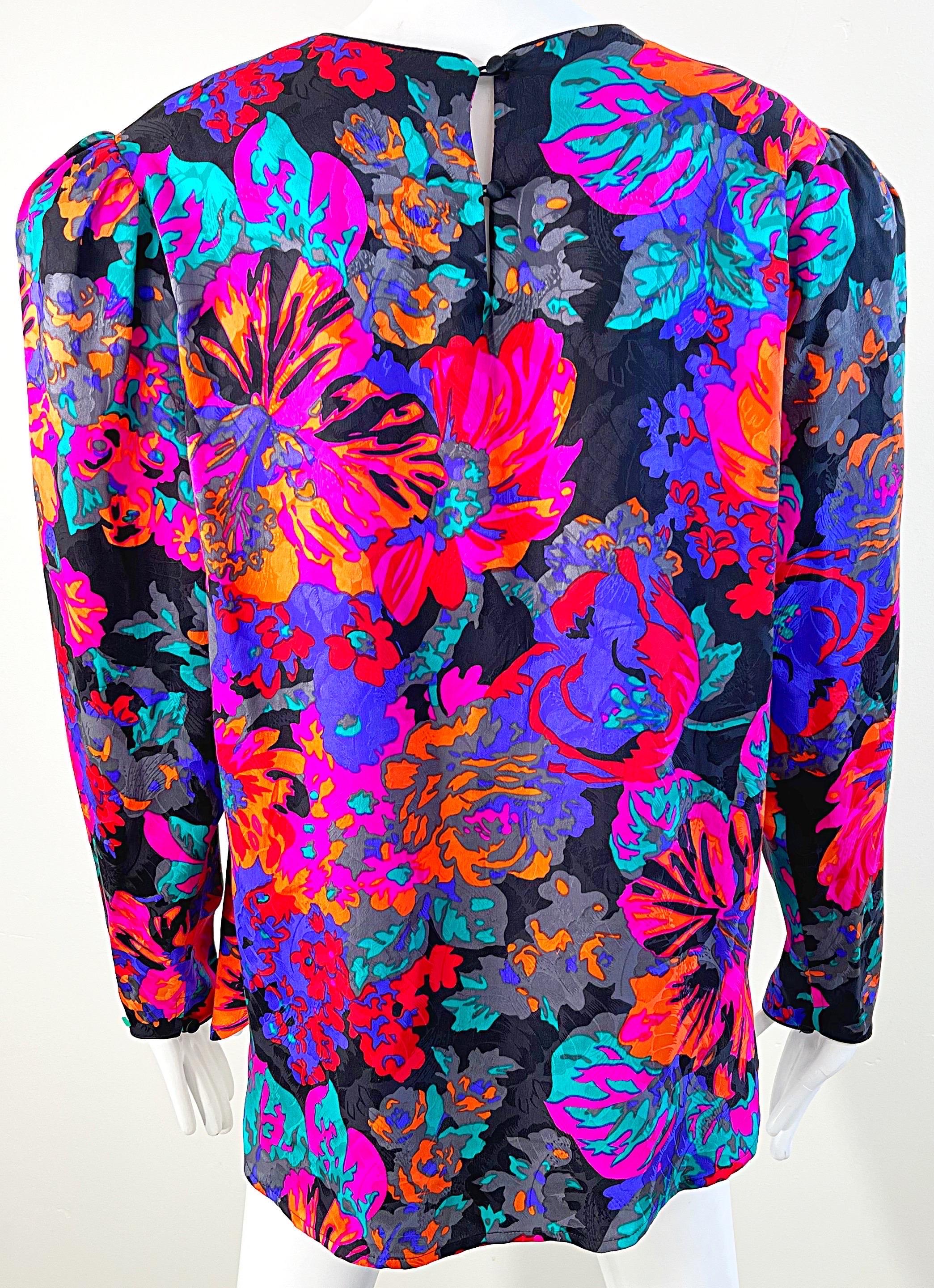 1980s Flora Kung Size 12 Hibiscus Tropical Bright Color Hawaiian Vintage Blouse  For Sale 8