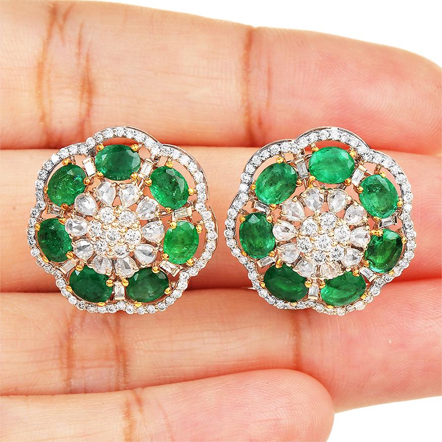 Lovely Flower Motif Stud Earrings, Perfect for someone's special

Crafted in Solid 18K White and some Yellow Gold,

With a Petal Design of Cluster Pave set, Round Cut Diamonds, and Rose-cut diamonds with a total carat weight of 2.1 carats,