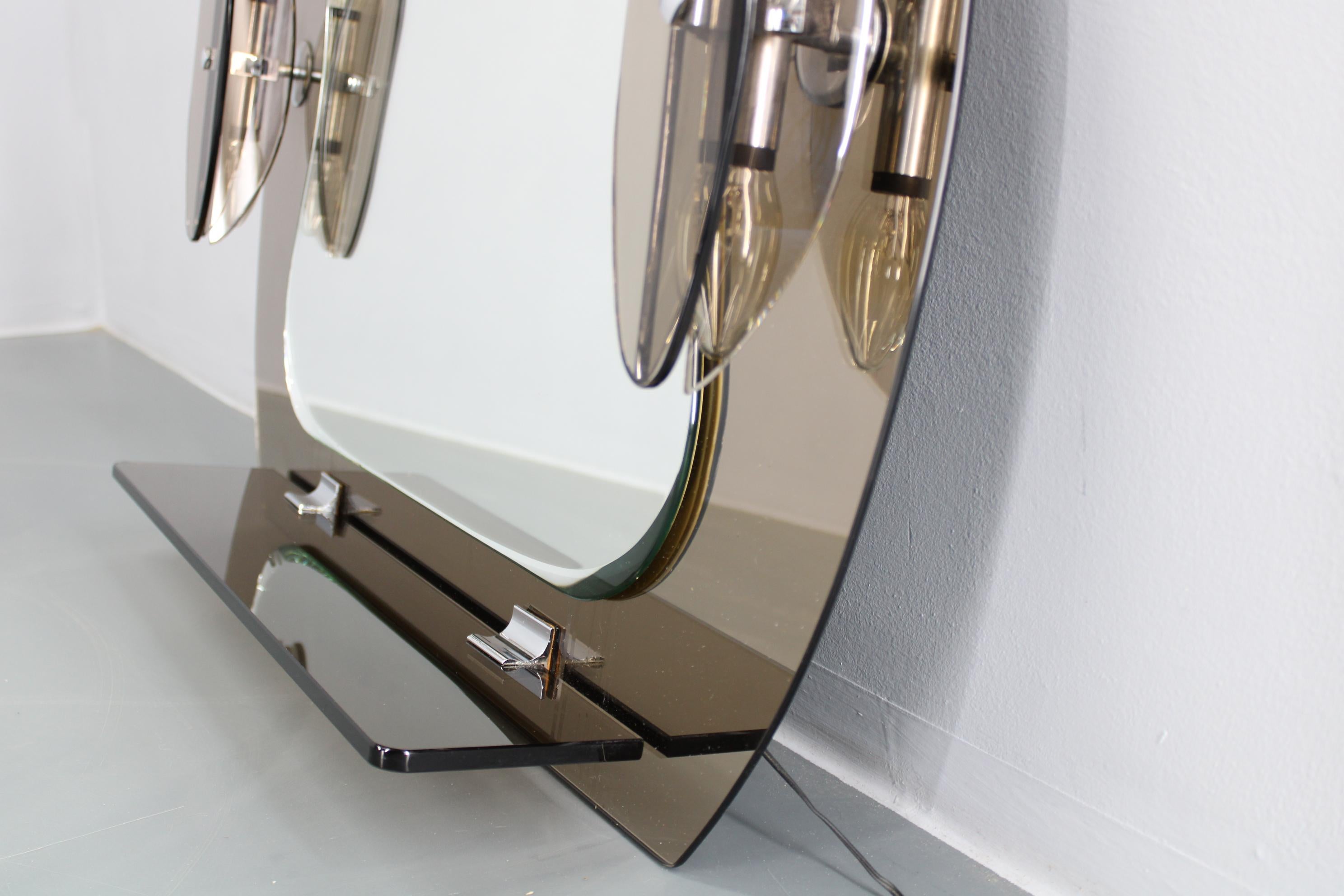 Late 20th Century 1980s Fontana Arte, Large Glass Wall Mirror with Lights and Shelf, Italy For Sale
