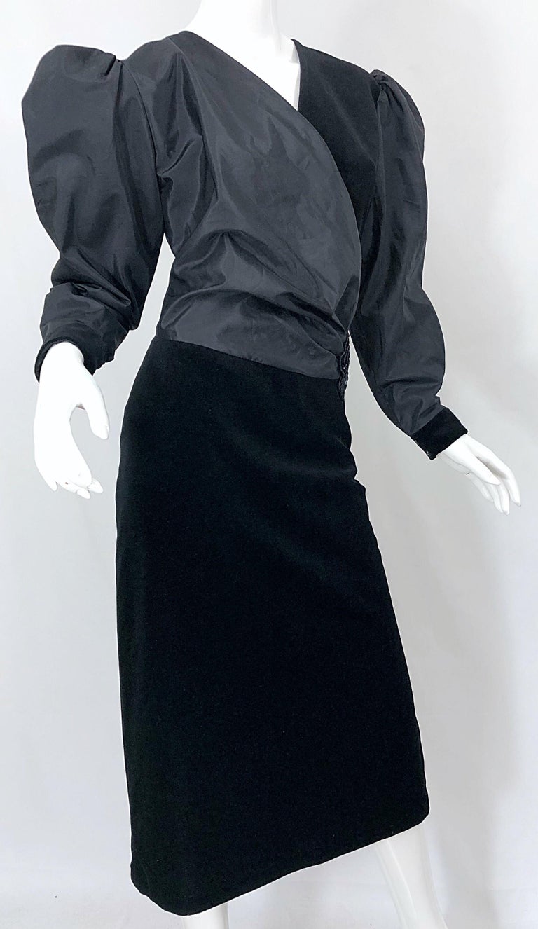 1980s Frank Usher Size 14 Black Avant Garde Taffeta + Velvet Vintage 80s Dress For Sale 5