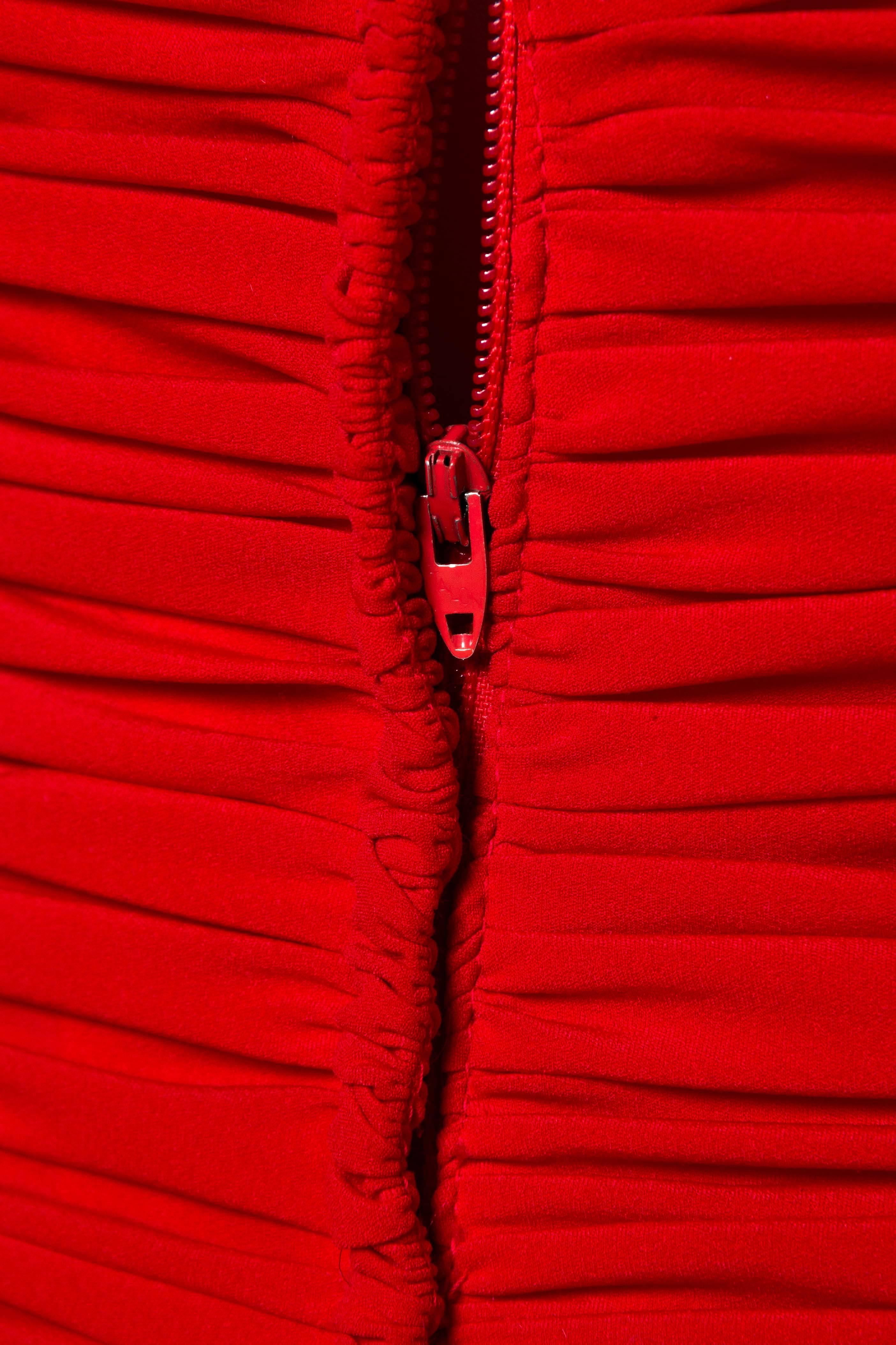 1980S FRED HAYMAN BEVERLY HILLS Lipstick Red Polyester Jersey Strapless & Drape 2