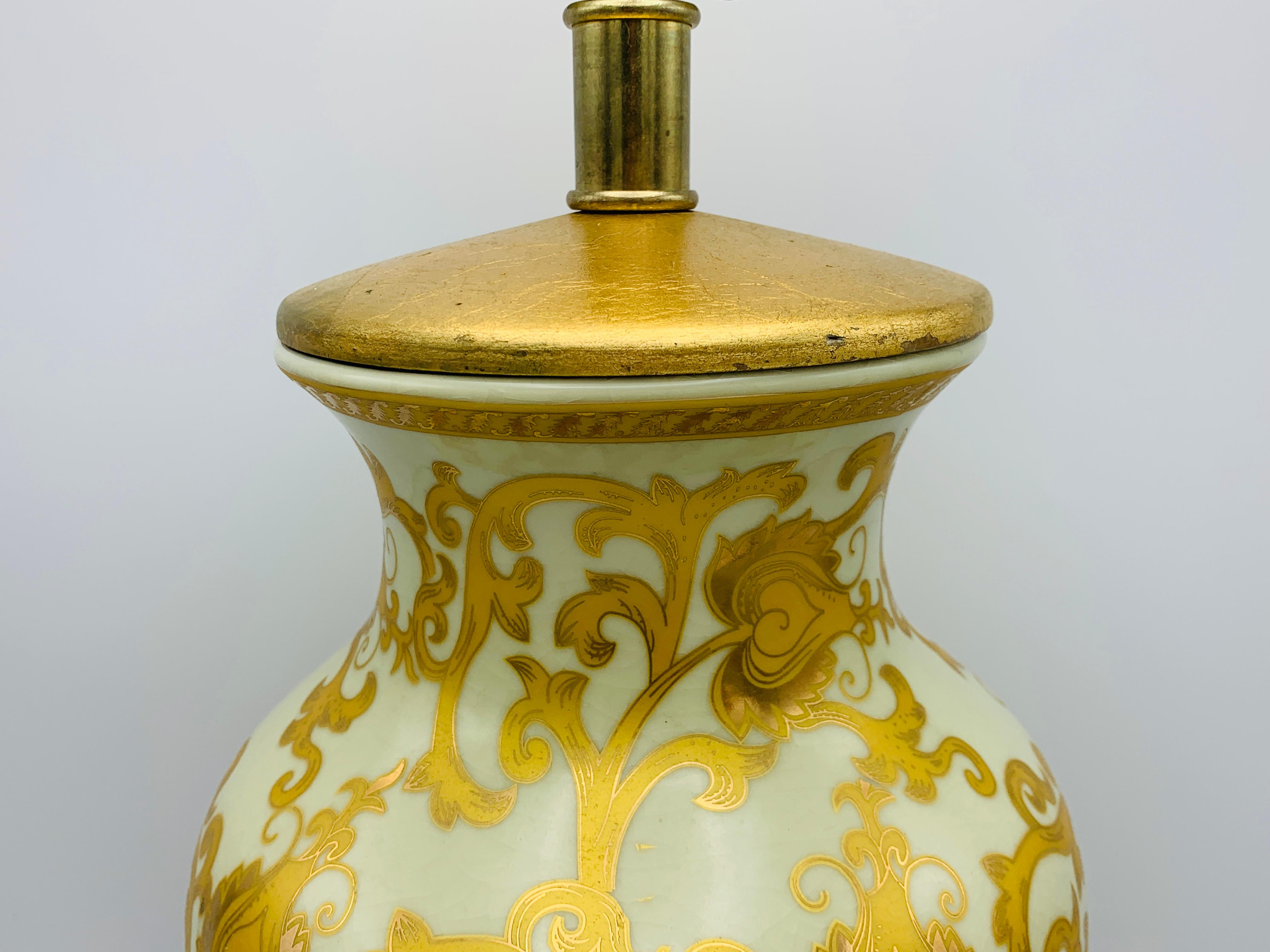Chinoiserie 1980s Frederick Cooper Gold Damask Urn Lamp with Gilt Detailing For Sale