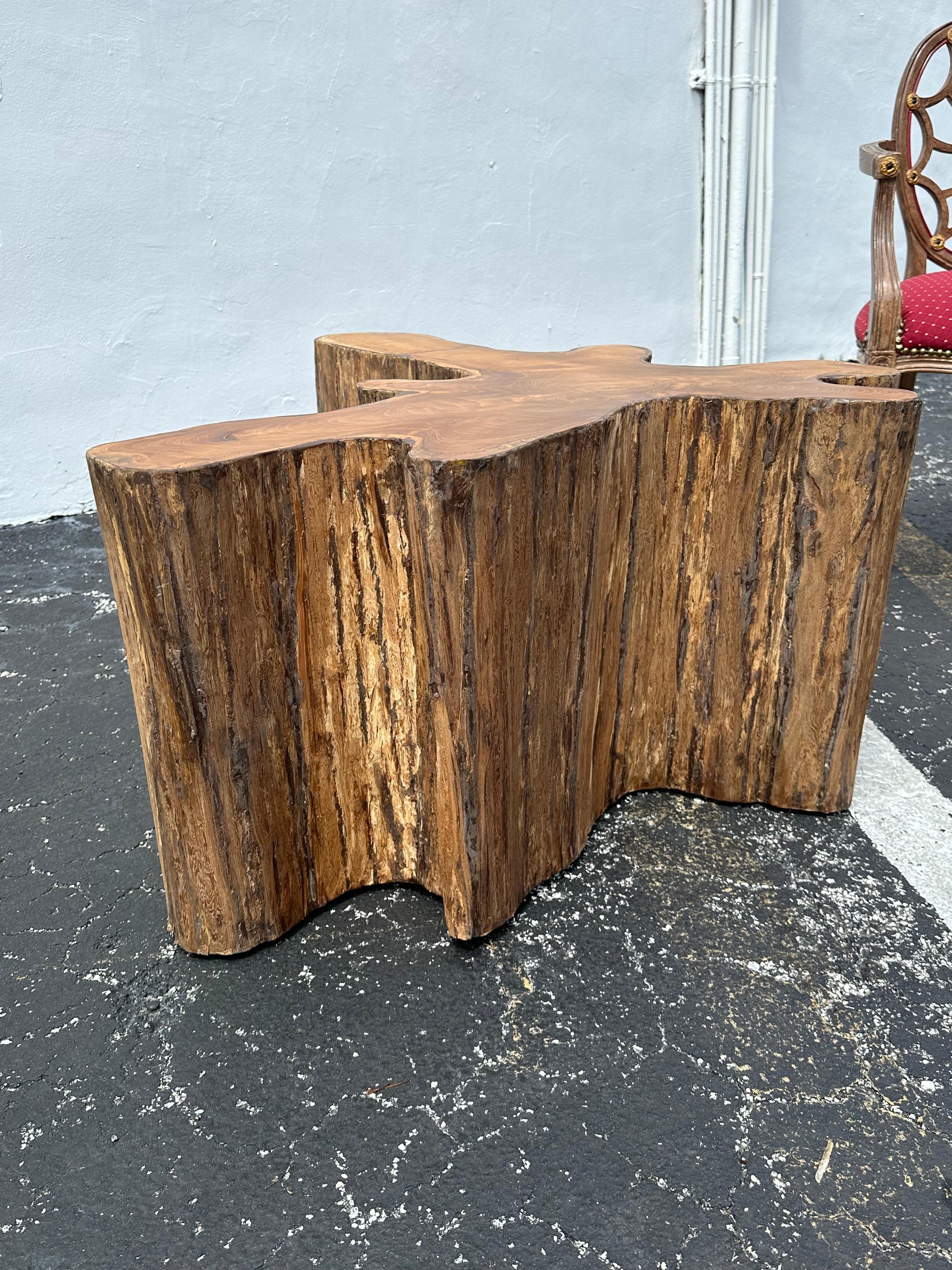 1980er Jahre Freiform-Couchtisch aus Teakholz mit lebendiger Kante im Angebot 1