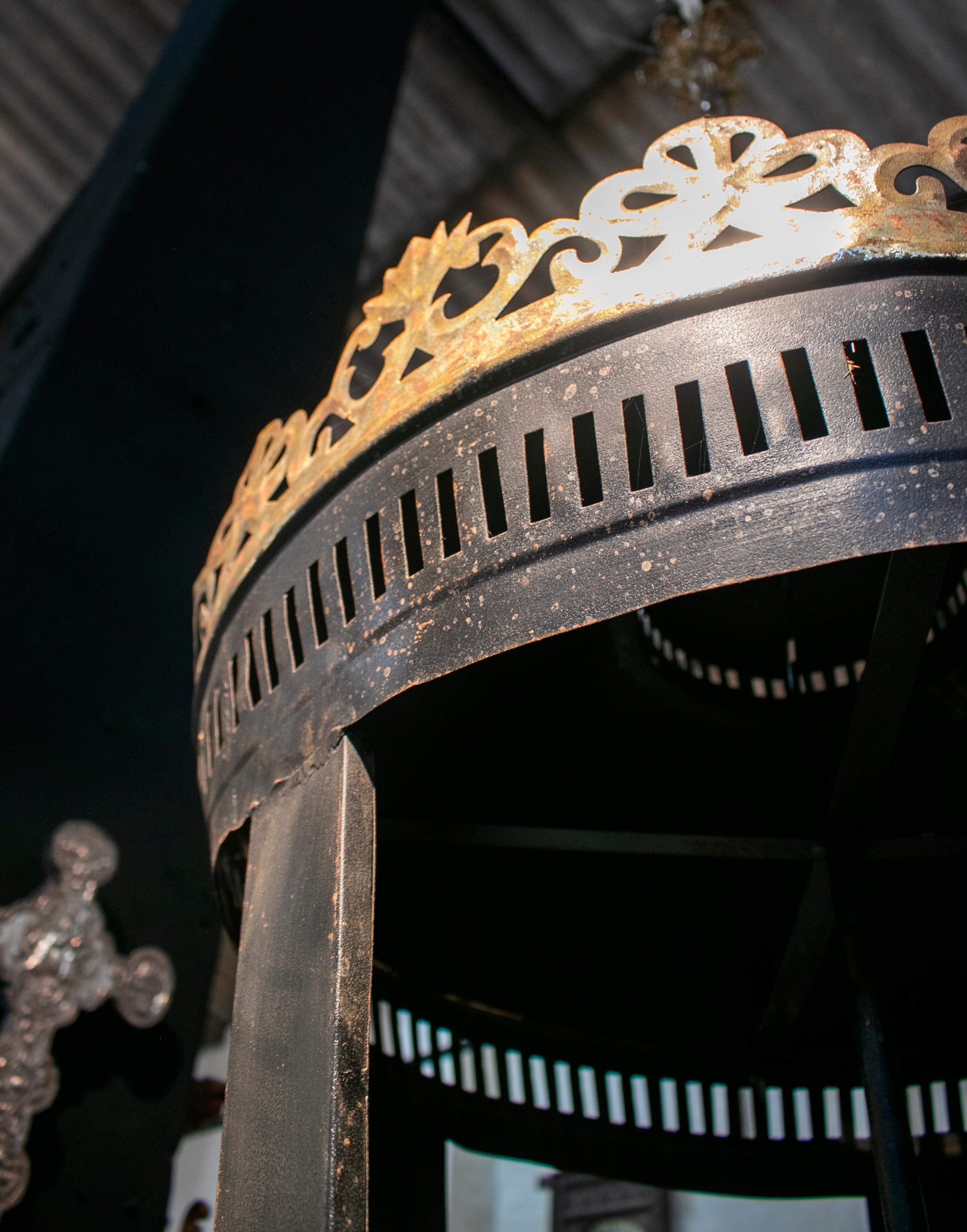 1980s French Crown Shaped Iron Ceiling Lantern 1