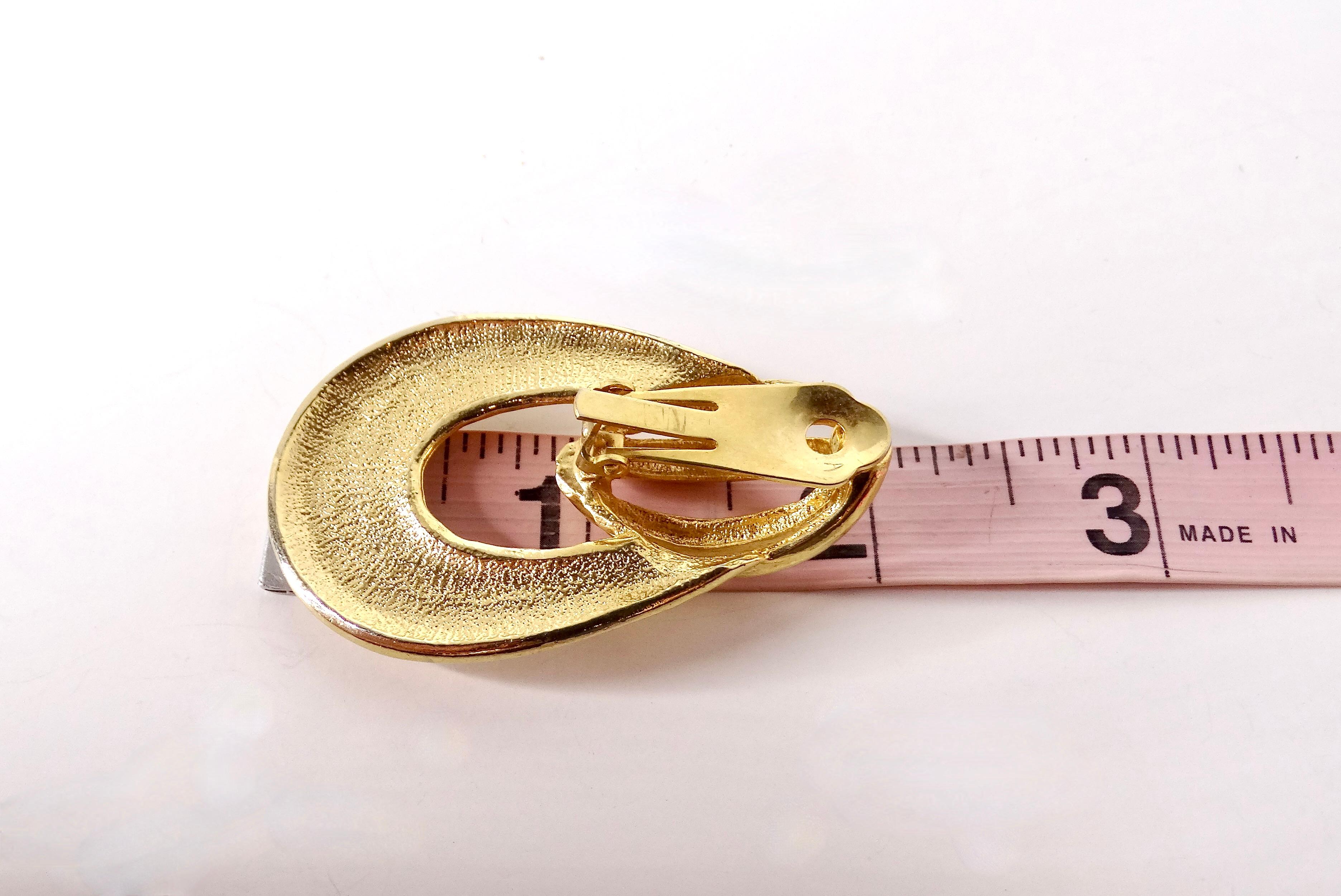 1980s French Detailed 14k Yellow Gold Plated Door Knocker Earrings For Sale 2